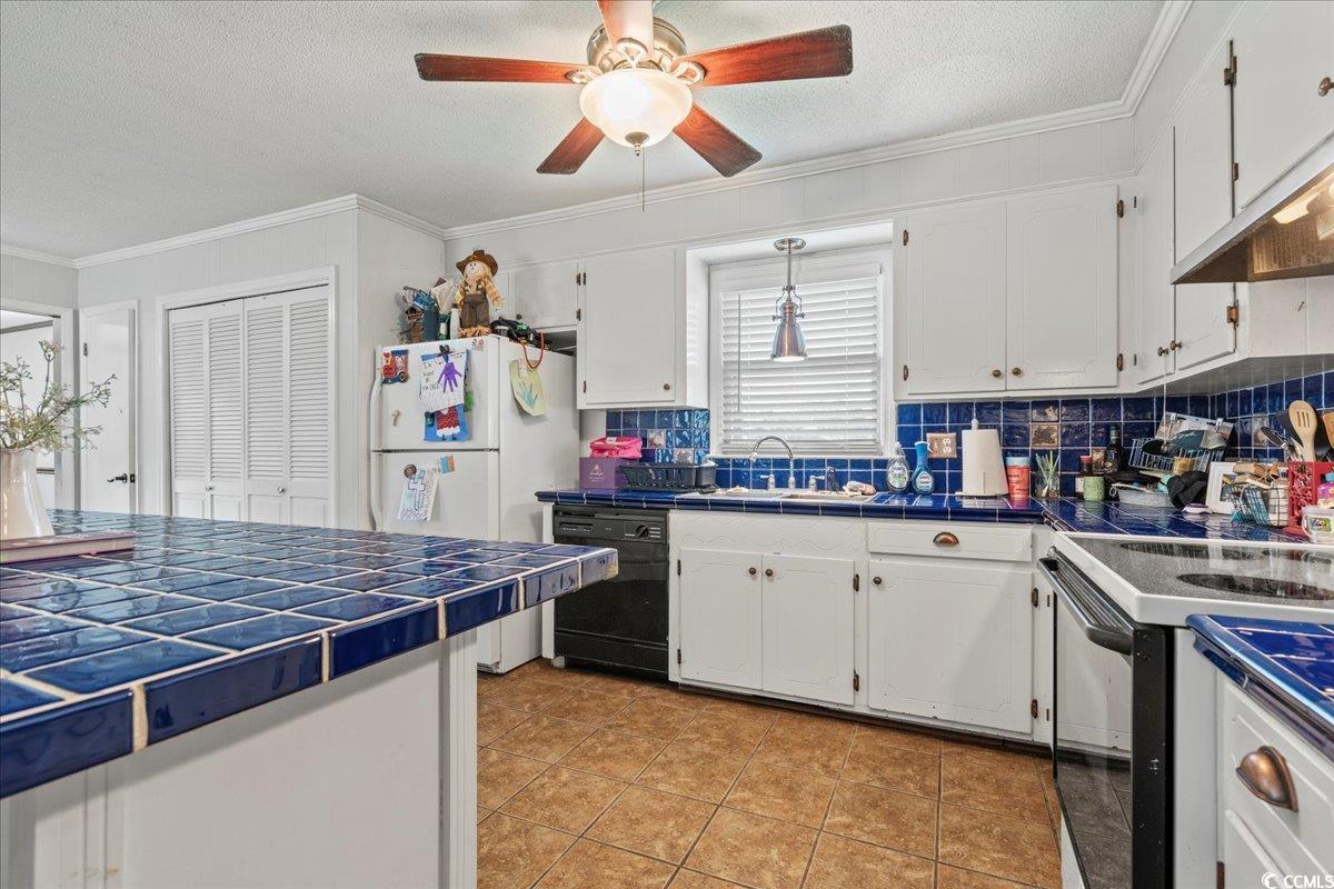 308 Sanders Ct. Property Photo 18