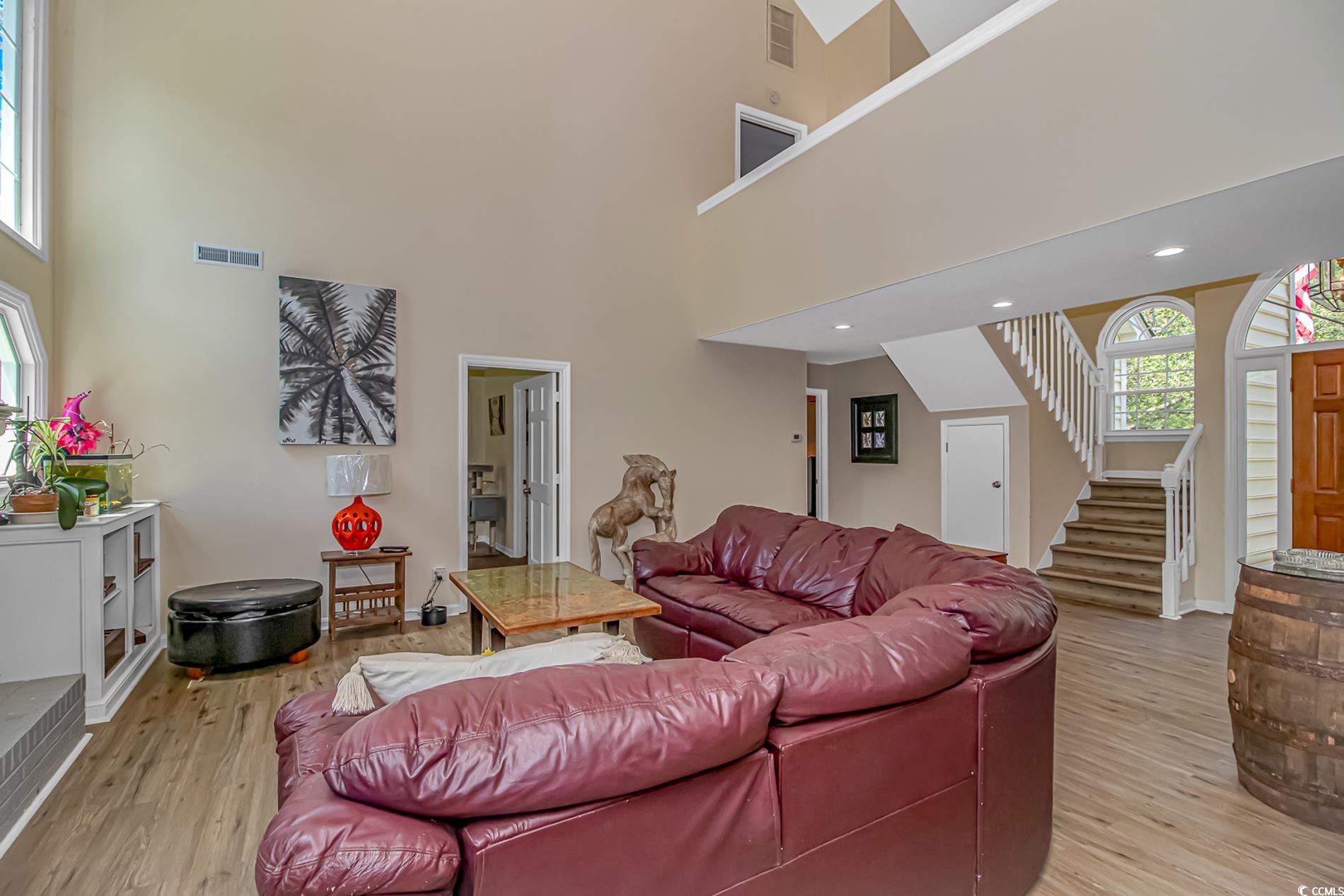 189 Aspen Loop Property Photo 4