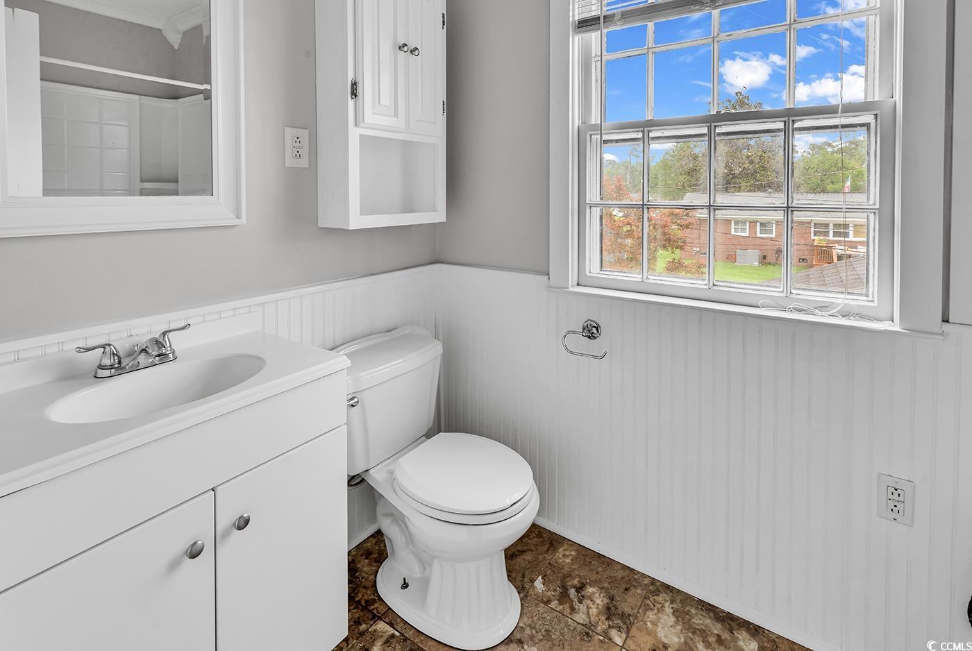 3307 Longwood Ln. Property Photo 22