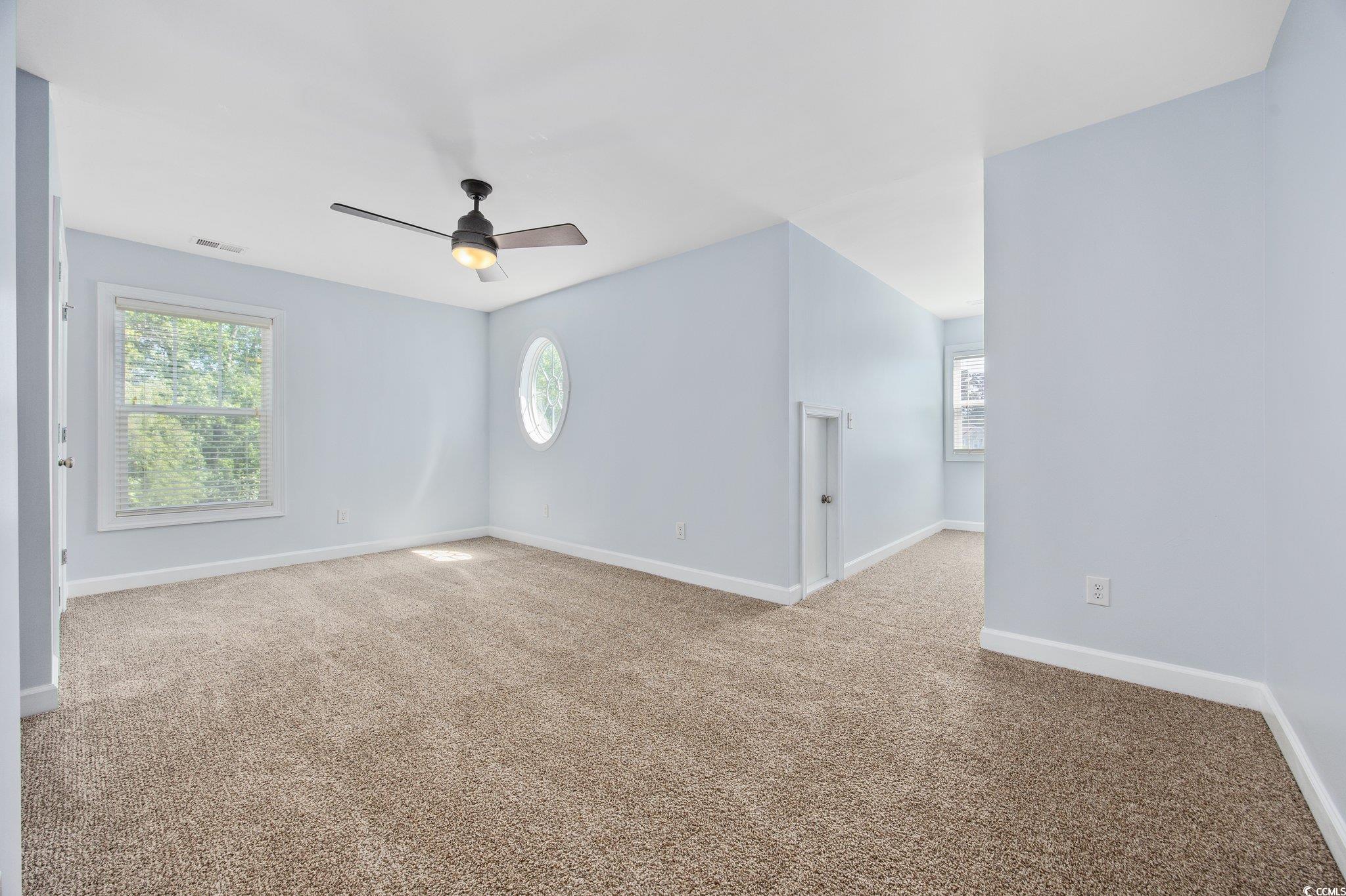 854 Falkirk St. Property Photo 19