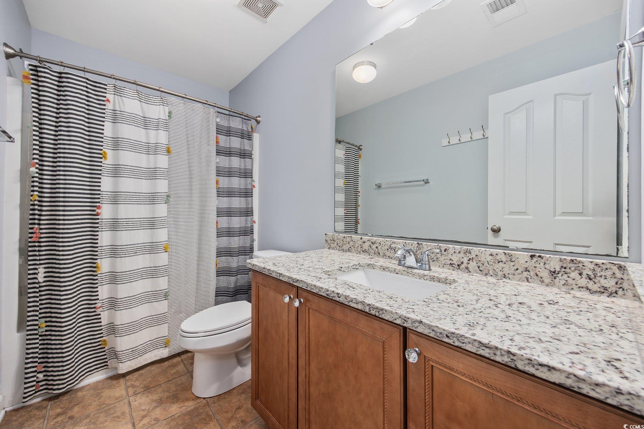 854 Falkirk St. Property Photo 20