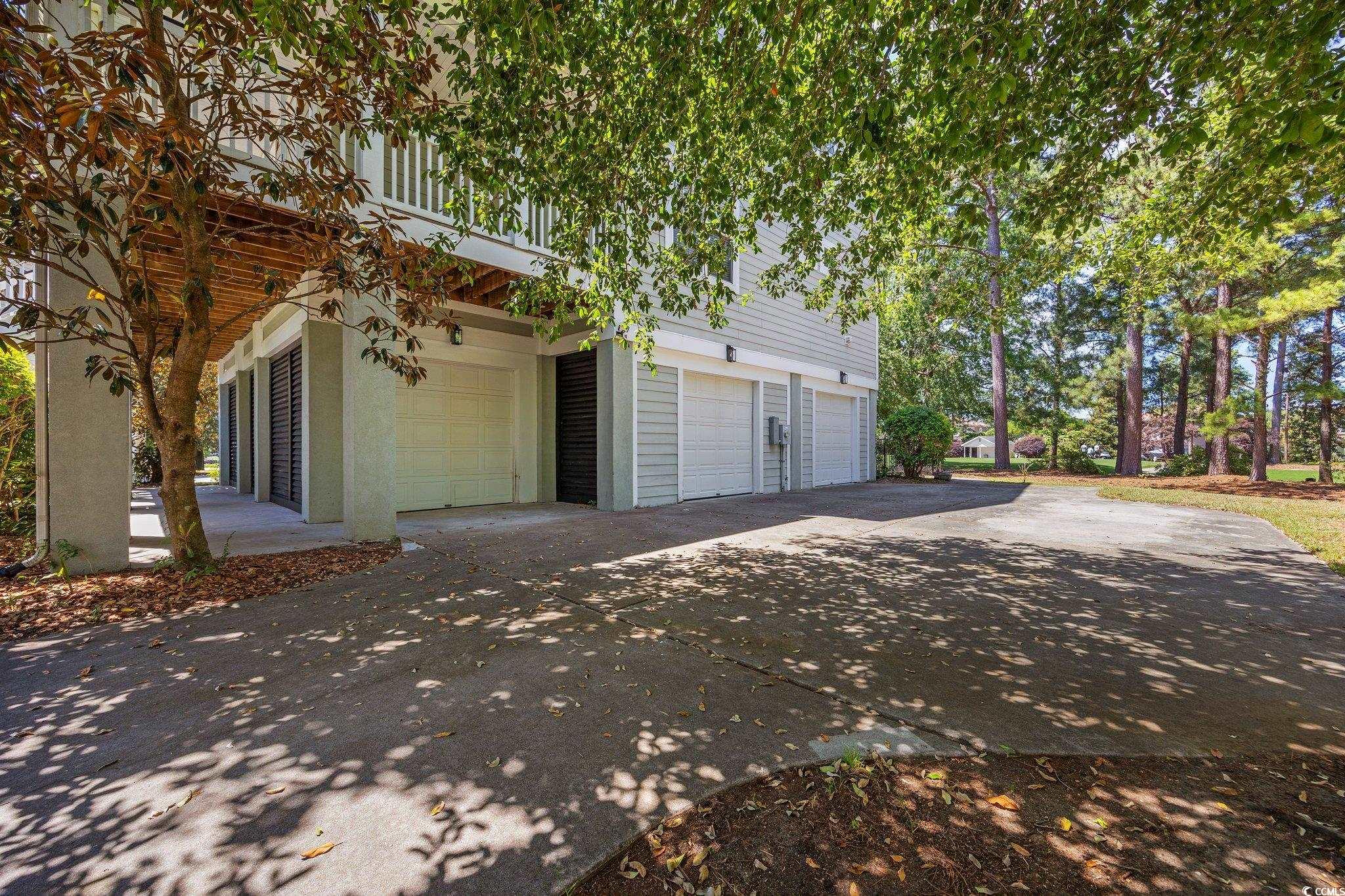 854 Falkirk St. Property Photo 38