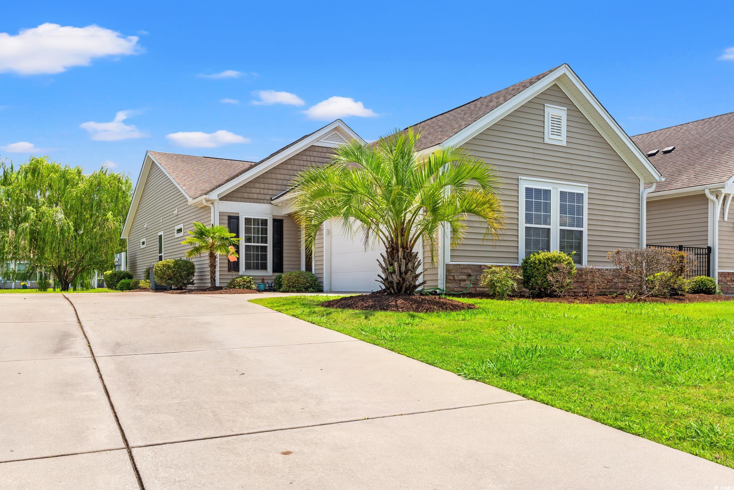 1590 Palmina Loop