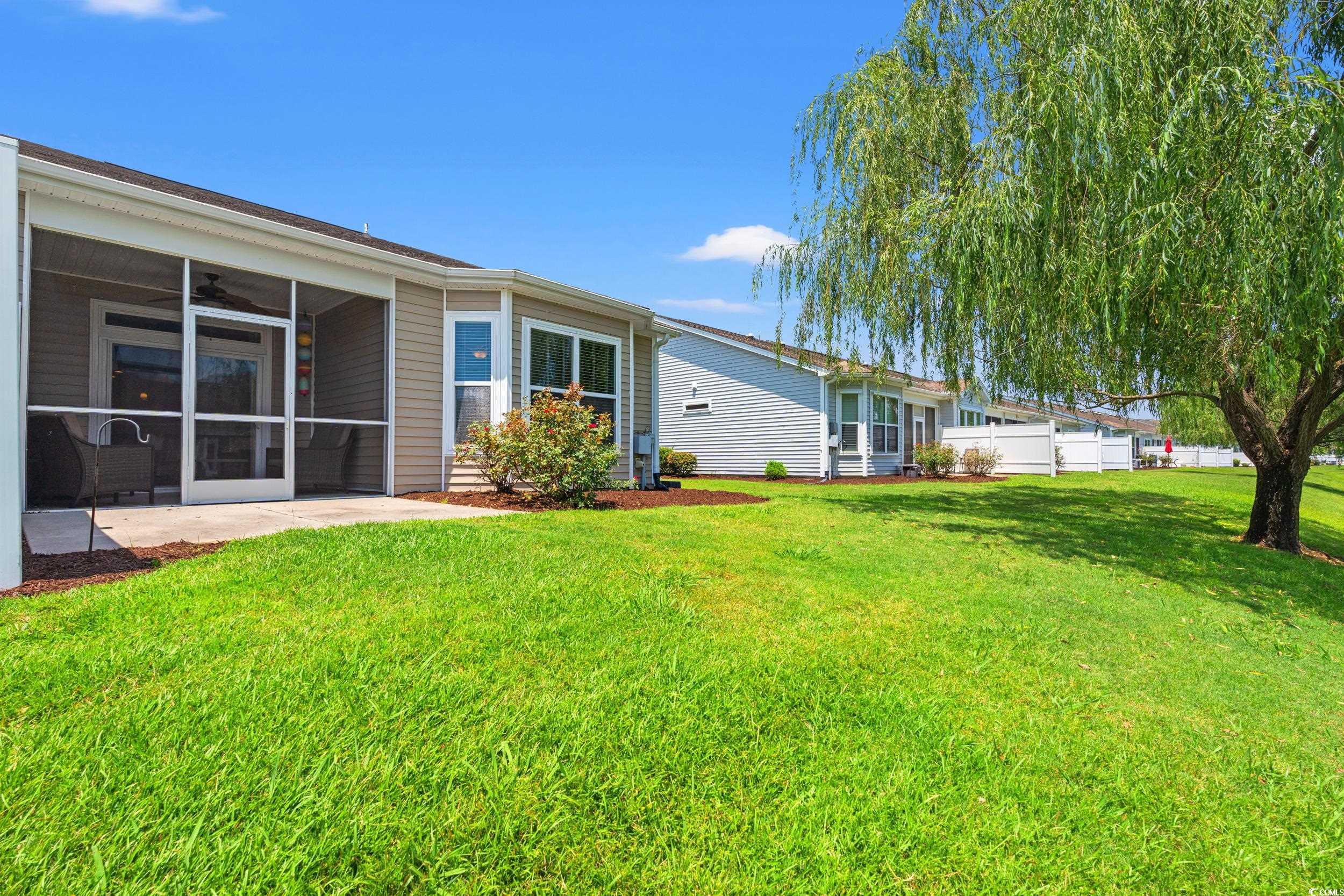 1590 Palmina Loop Property Photo 32