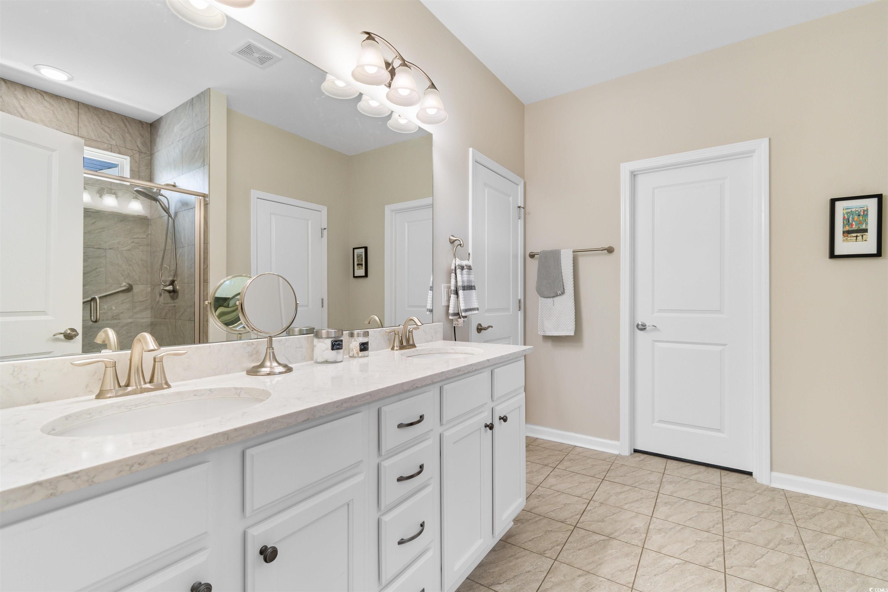 3647 Diamond Stars Way Property Photo 19
