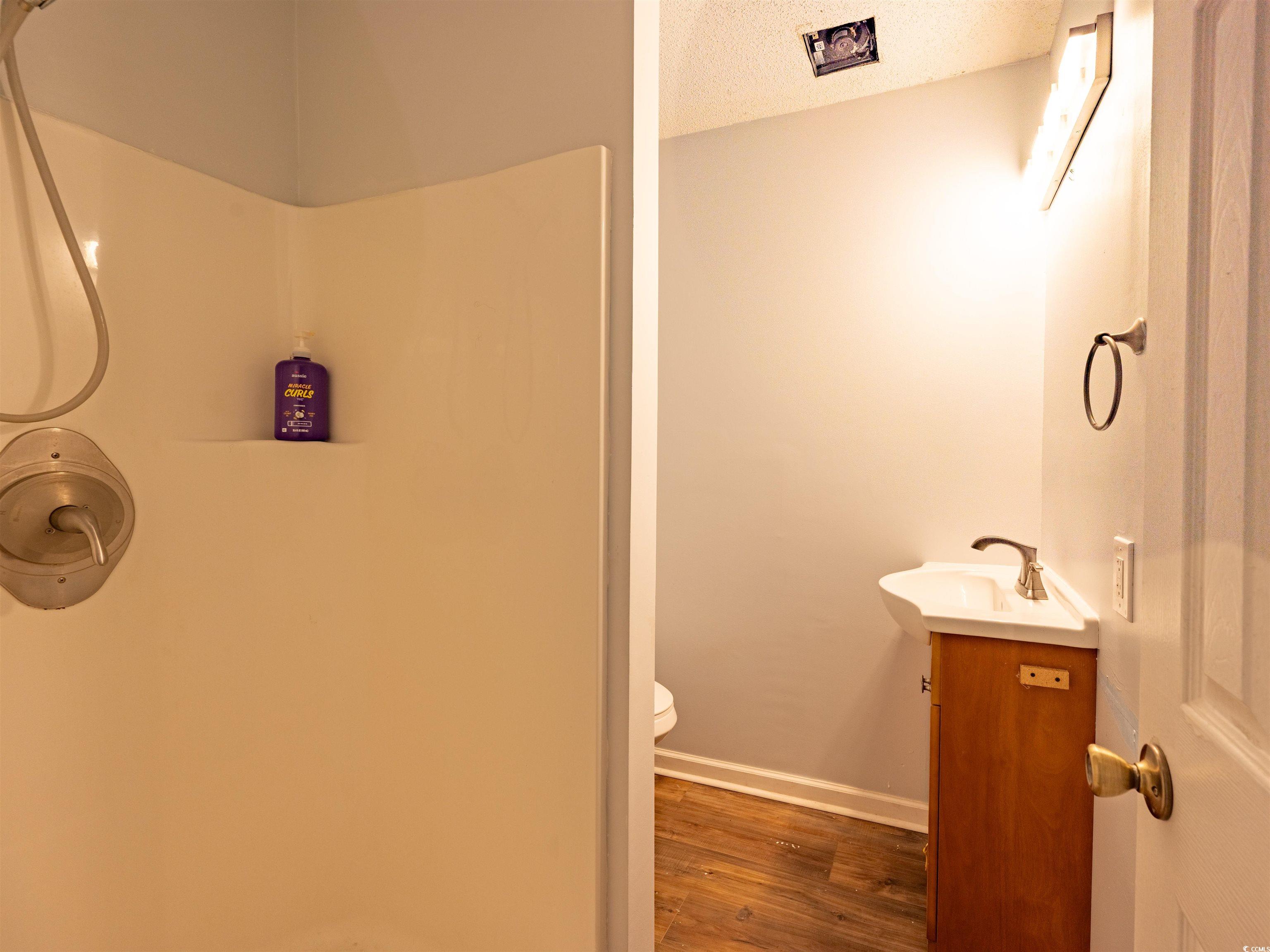 6936 Woodhaven Dr. Property Photo 13