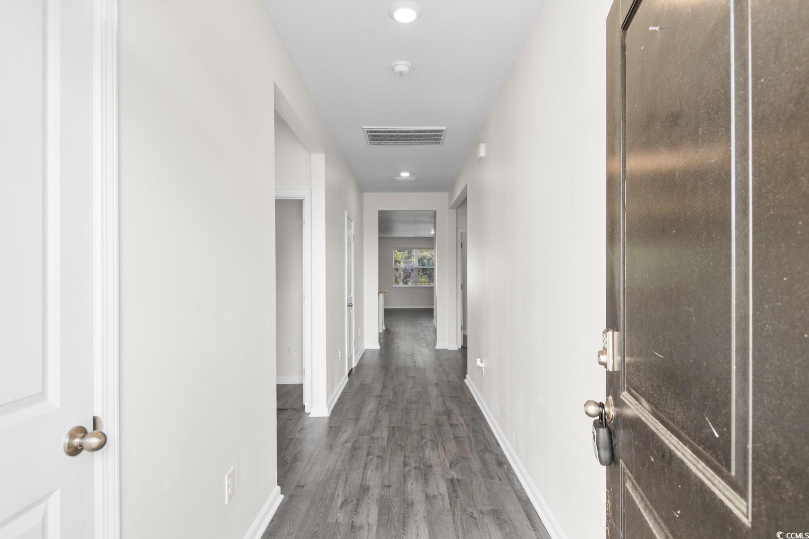 1128 Sennema Circle Property Photo 3