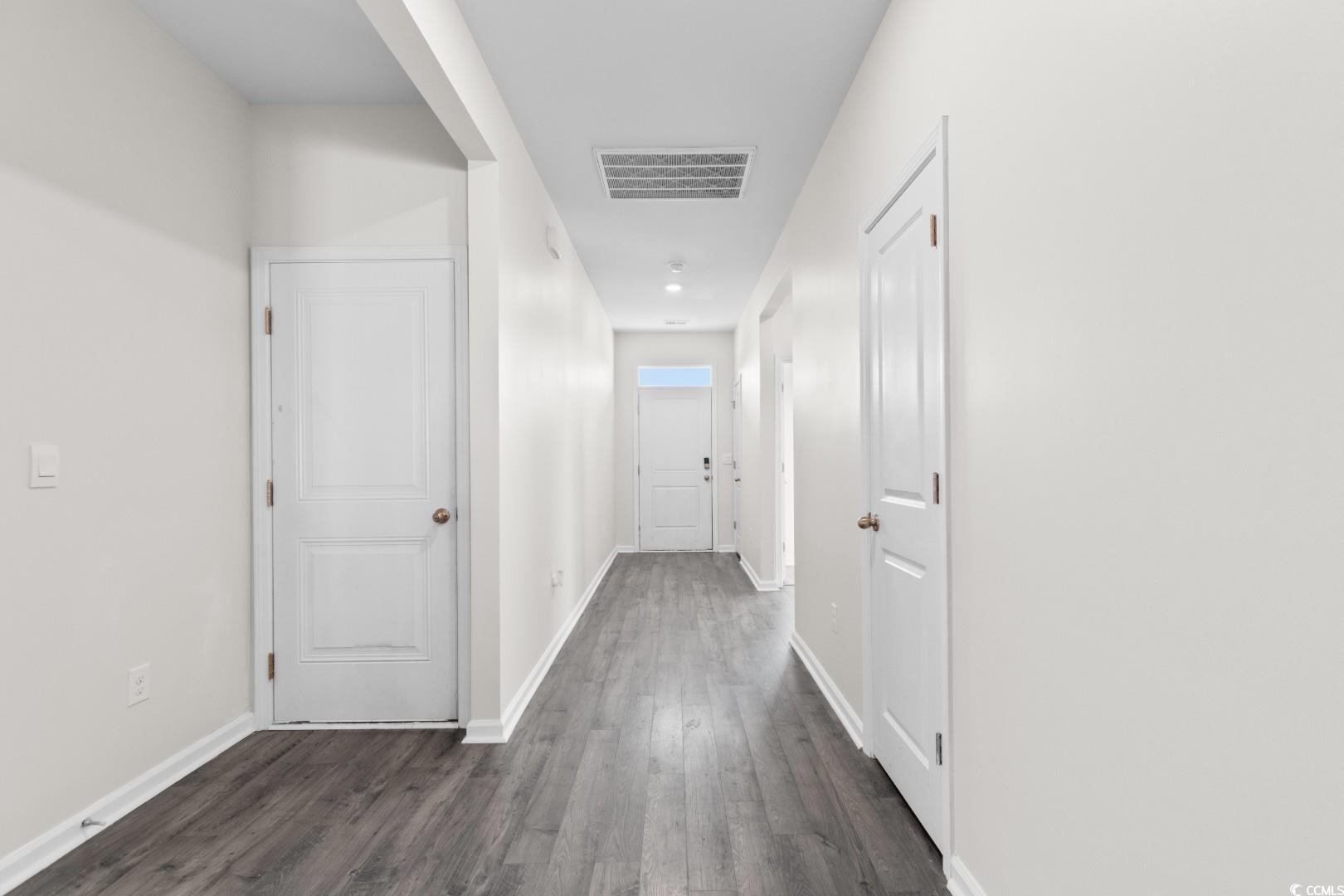 1128 Sennema Circle Property Photo 4