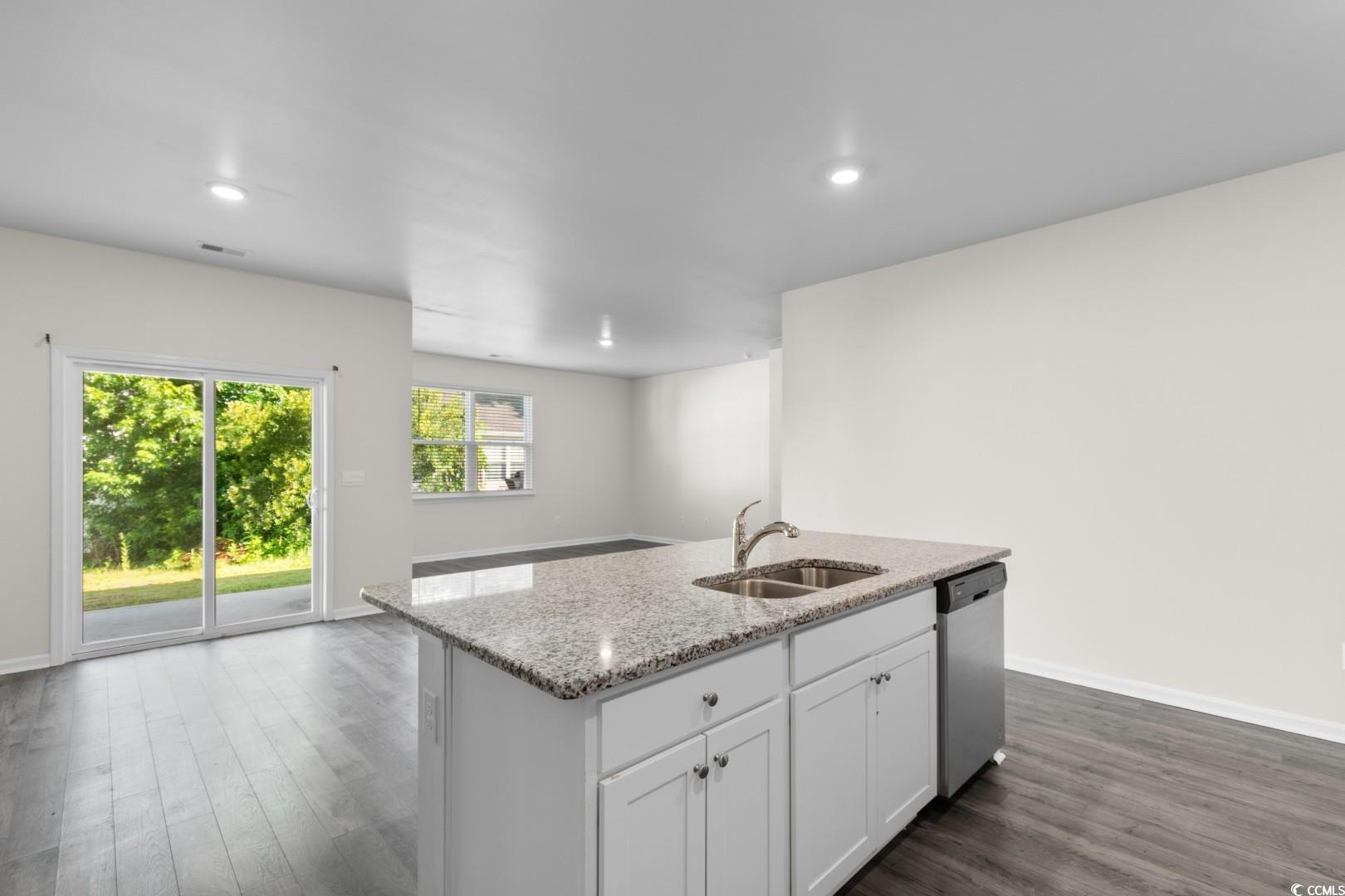 1128 Sennema Circle Property Photo 11