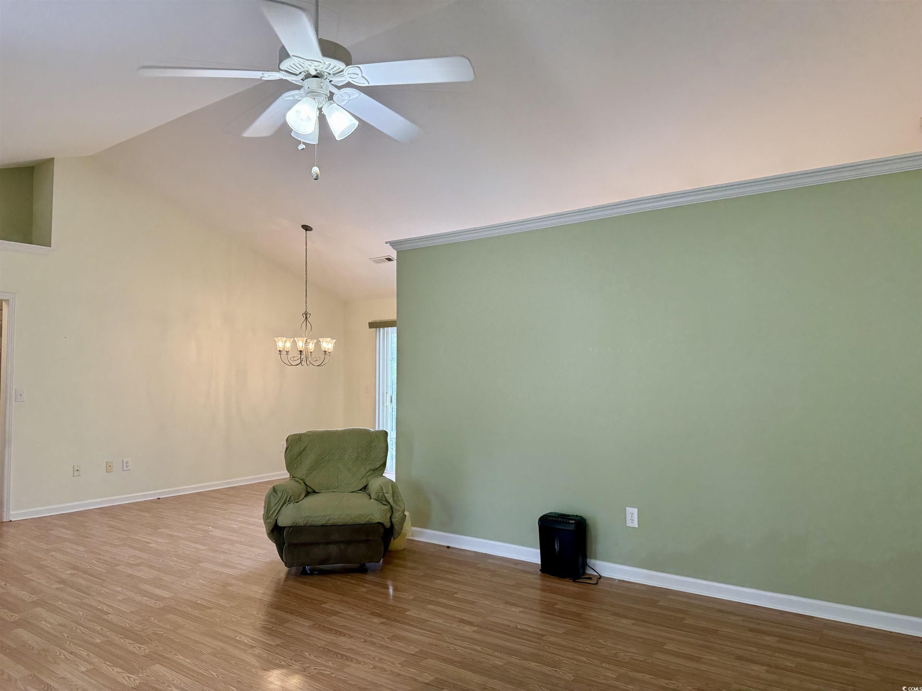 233 Melody Gardens Dr. Property Photo 2