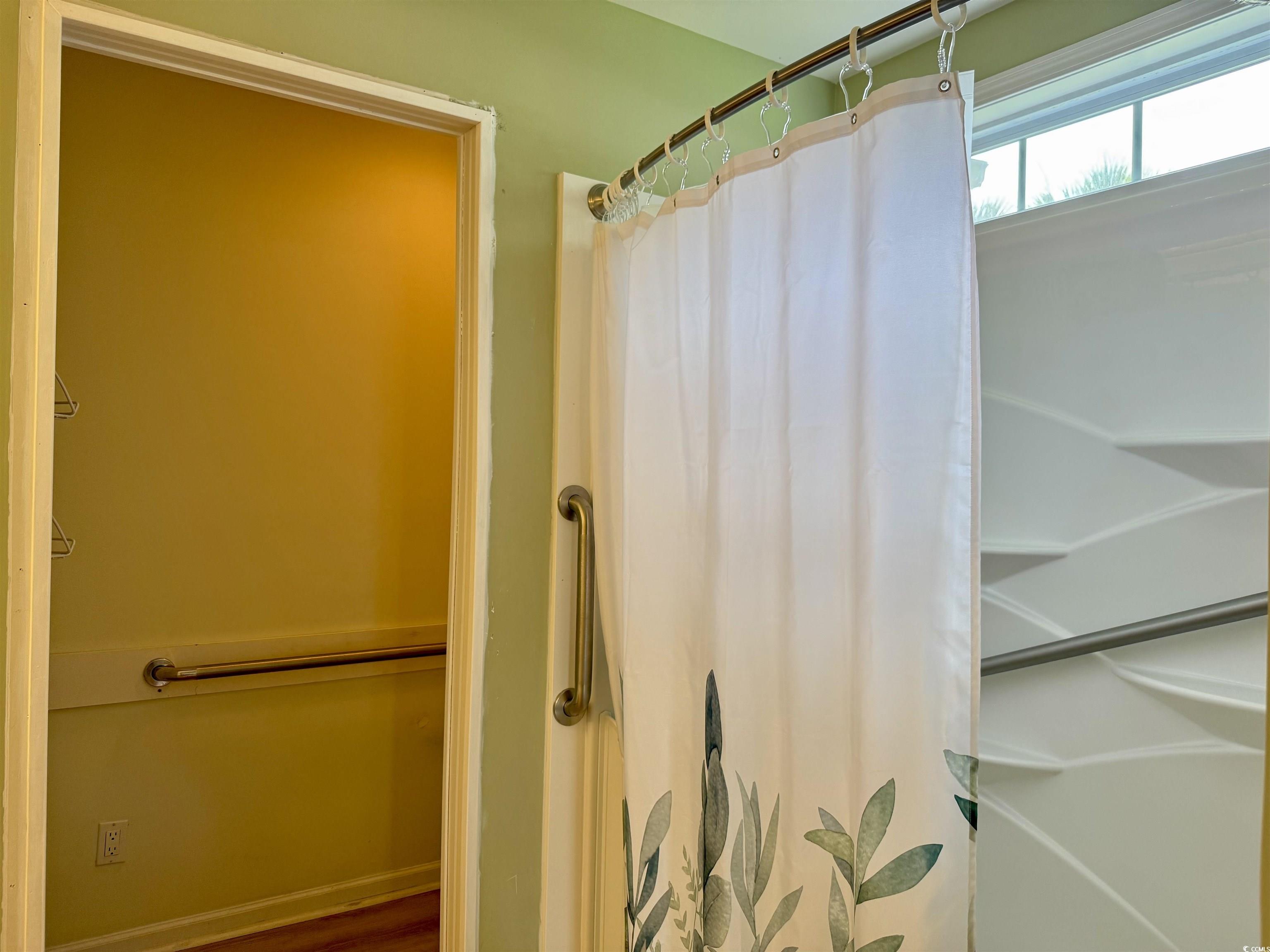 233 Melody Gardens Dr. Property Photo 19