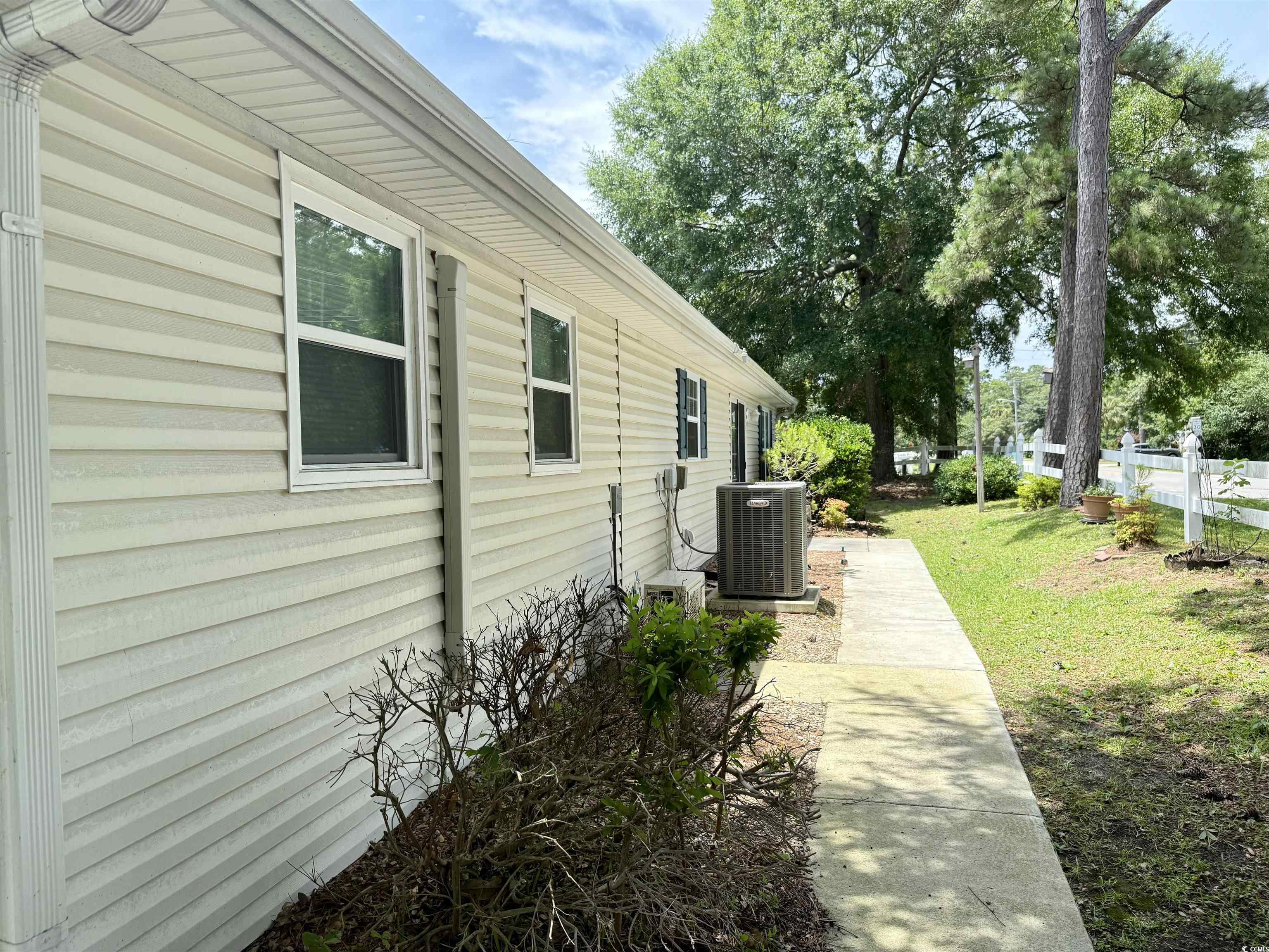 233 Melody Gardens Dr. Property Photo 26