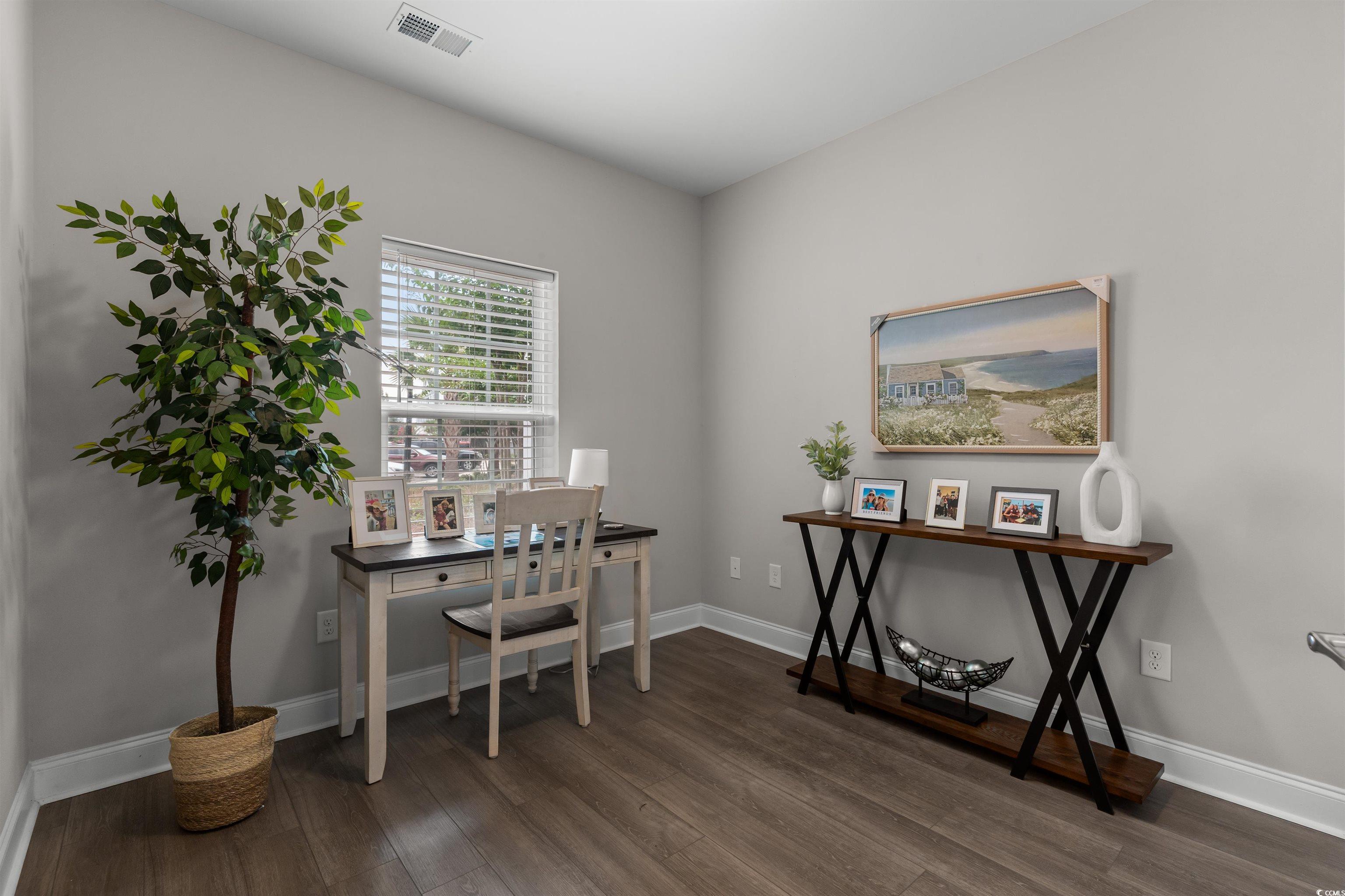 124 Birch N Coppice Dr. Property Photo 3