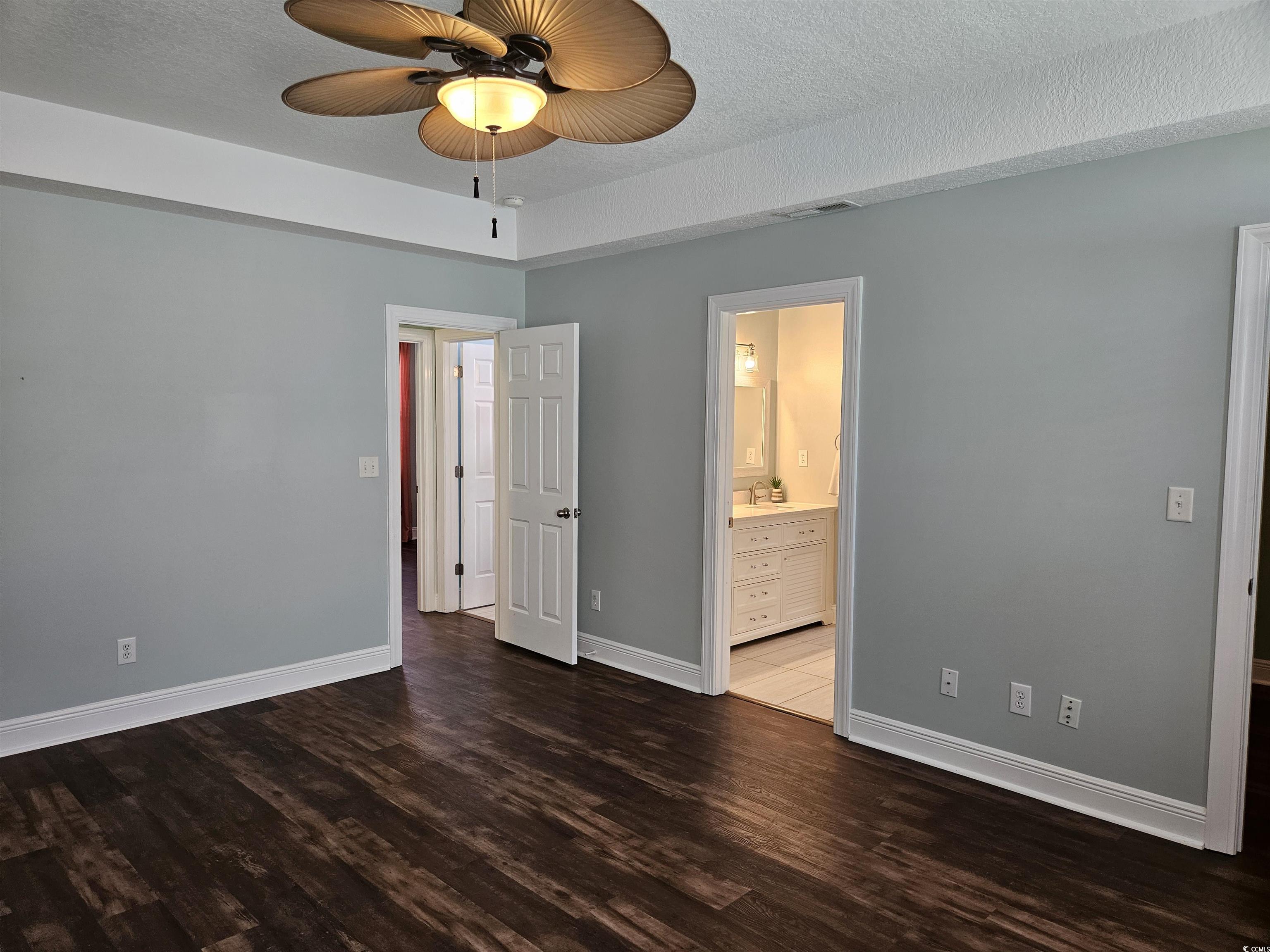 1028 Cherry Tree Ln. Property Photo 14