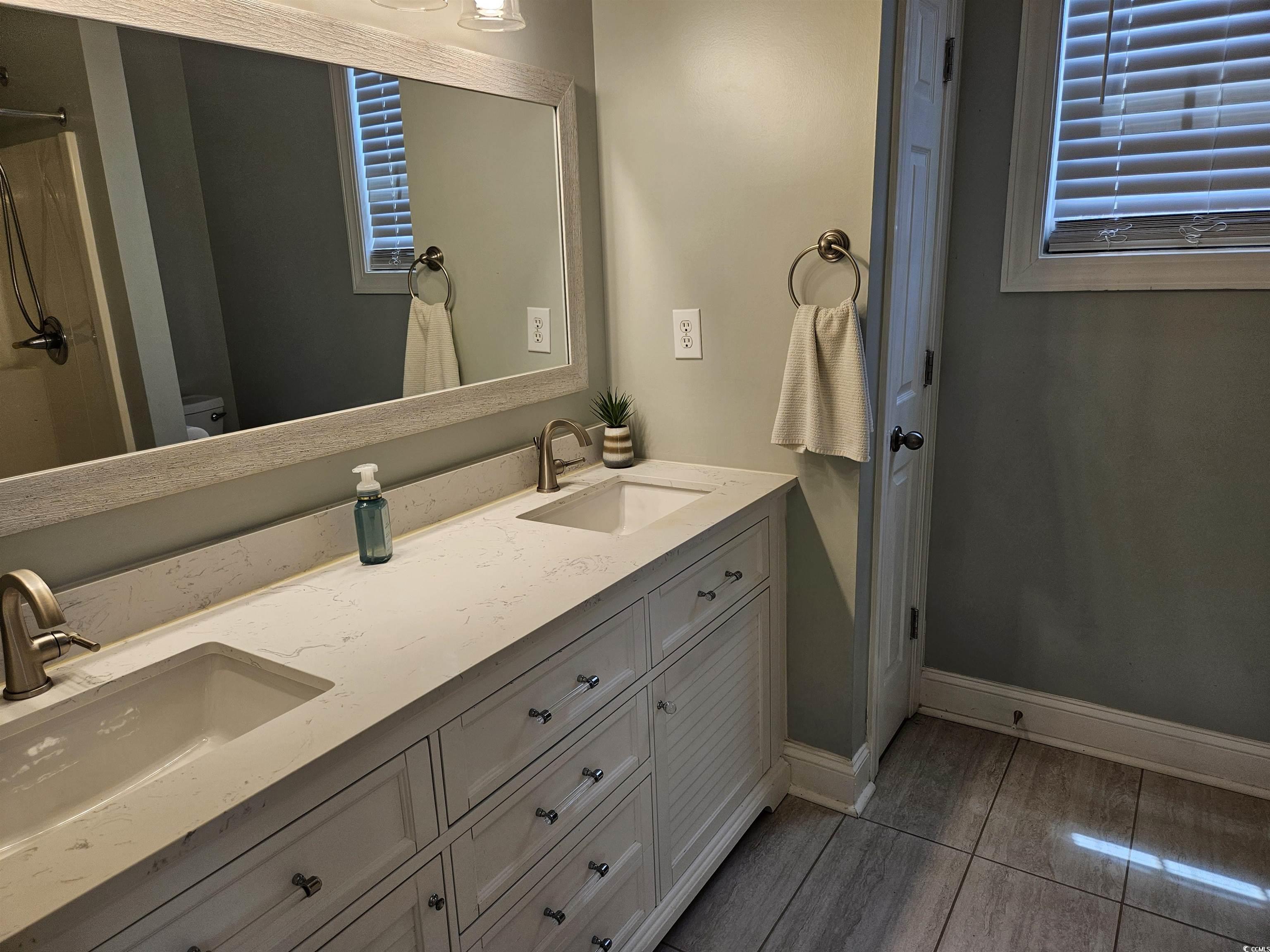 1028 Cherry Tree Ln. Property Photo 16