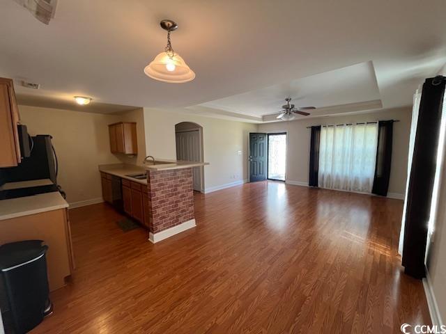 298 Weyburn St. Property Photo 9