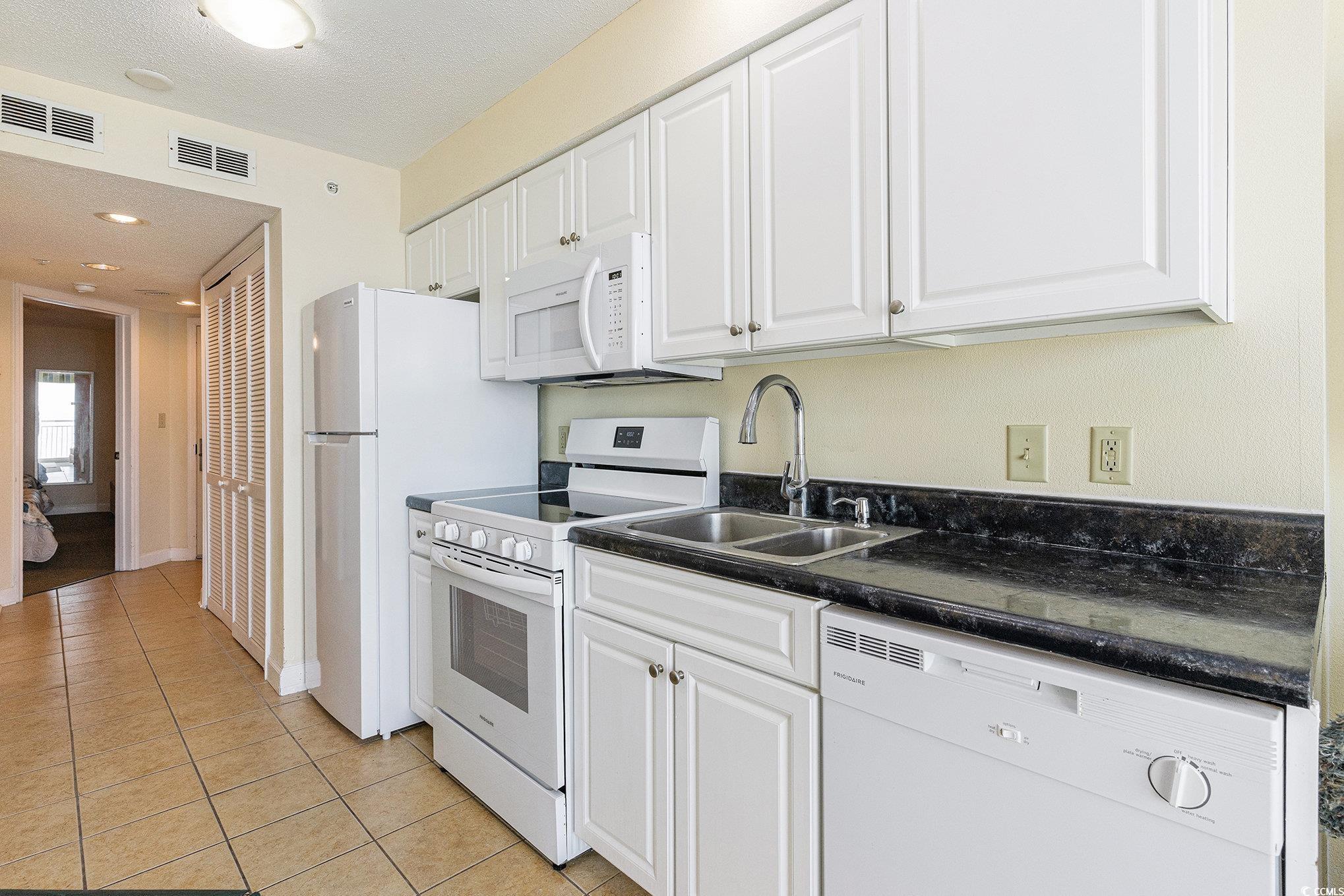 2501 S Ocean Blvd. Property Photo 7
