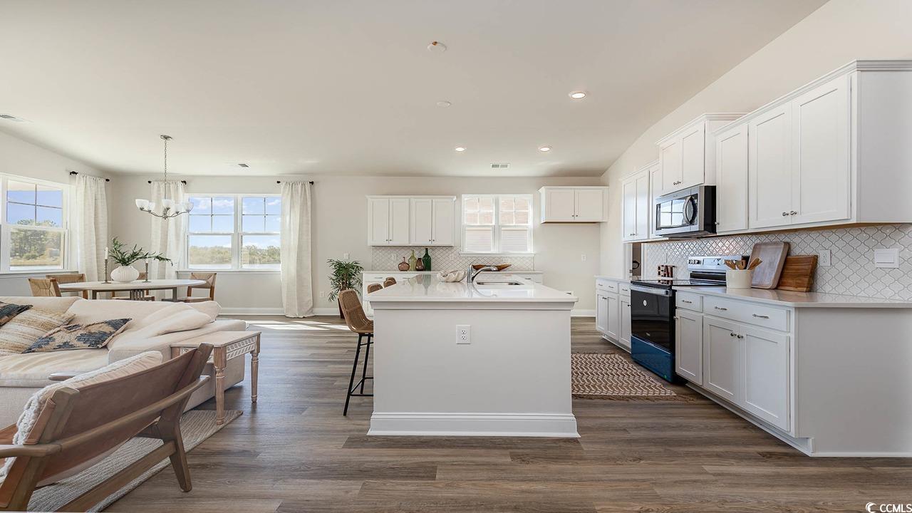 7135 Shooting Star Way Property Photo 5