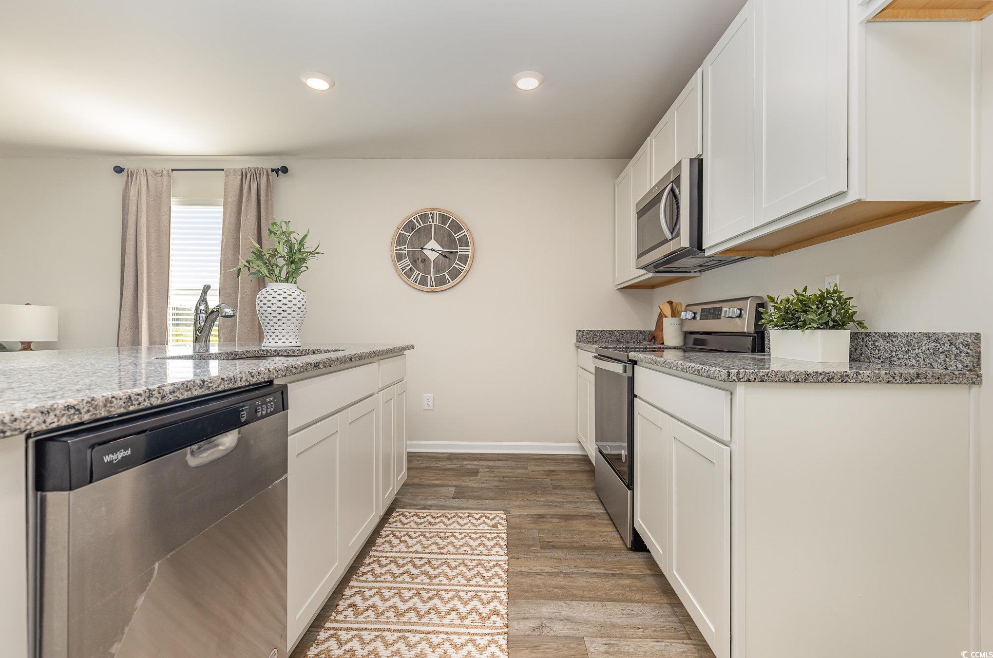 394 Acosta Circle Property Photo 7