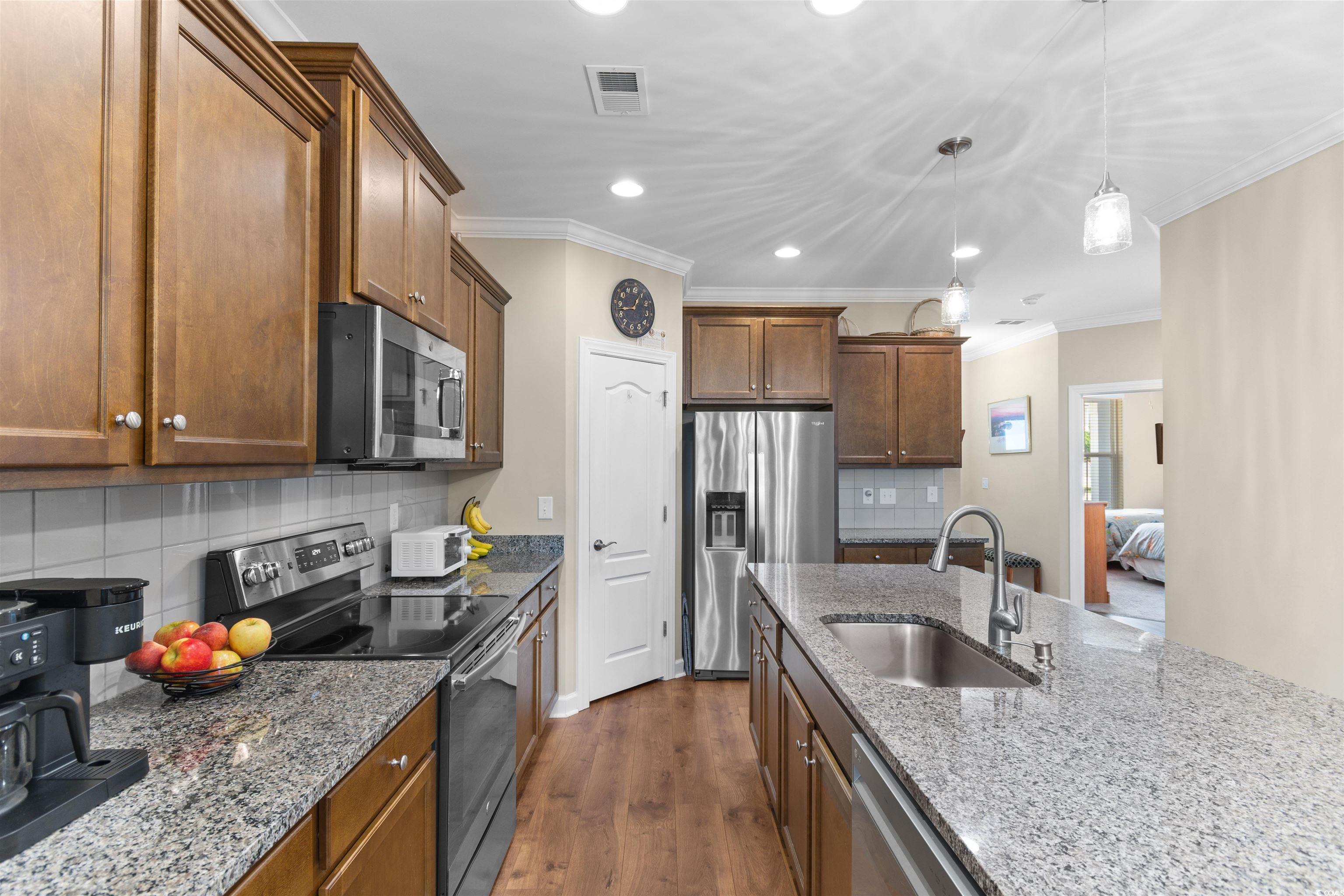 413 Goldenrod Circle Property Photo 11