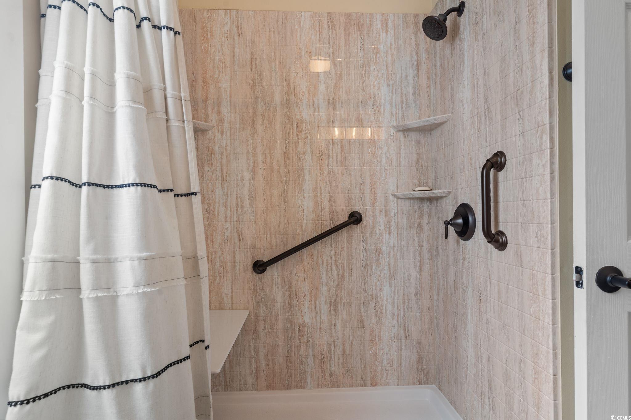 232 White Water Loop Property Photo 3