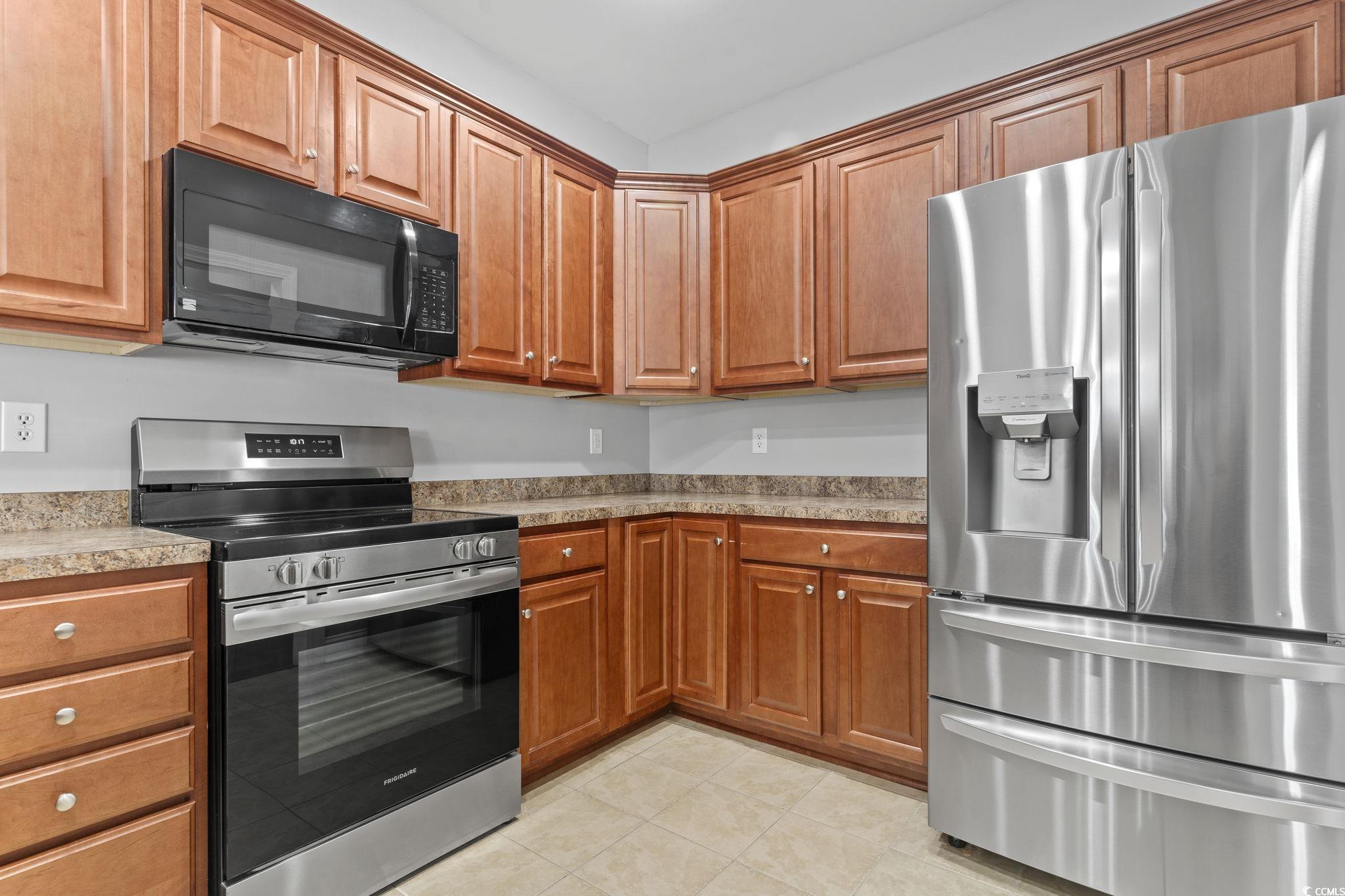 567 Sunnyside Ave. Property Photo 30