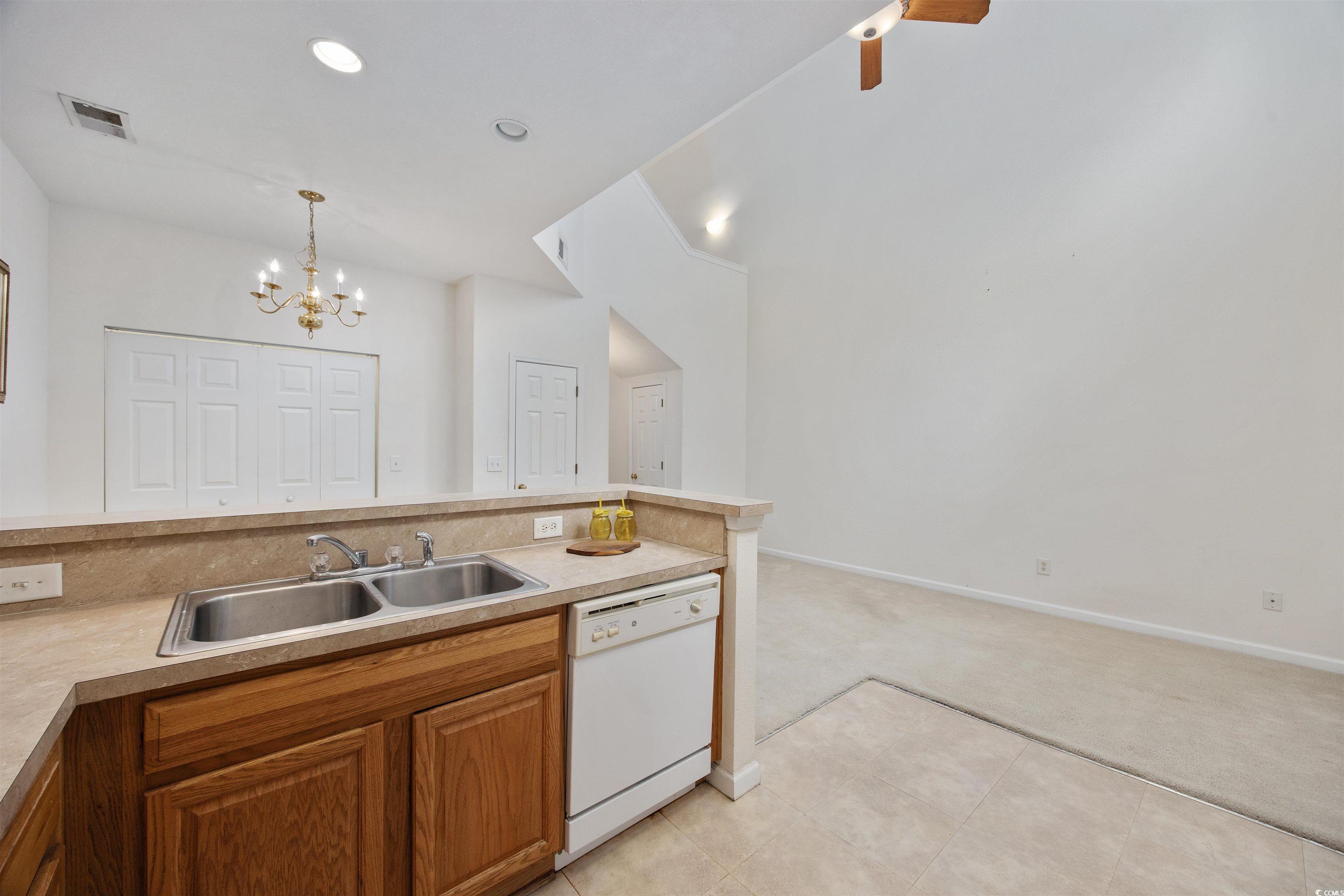 155 Chenoa Dr. Property Photo 7