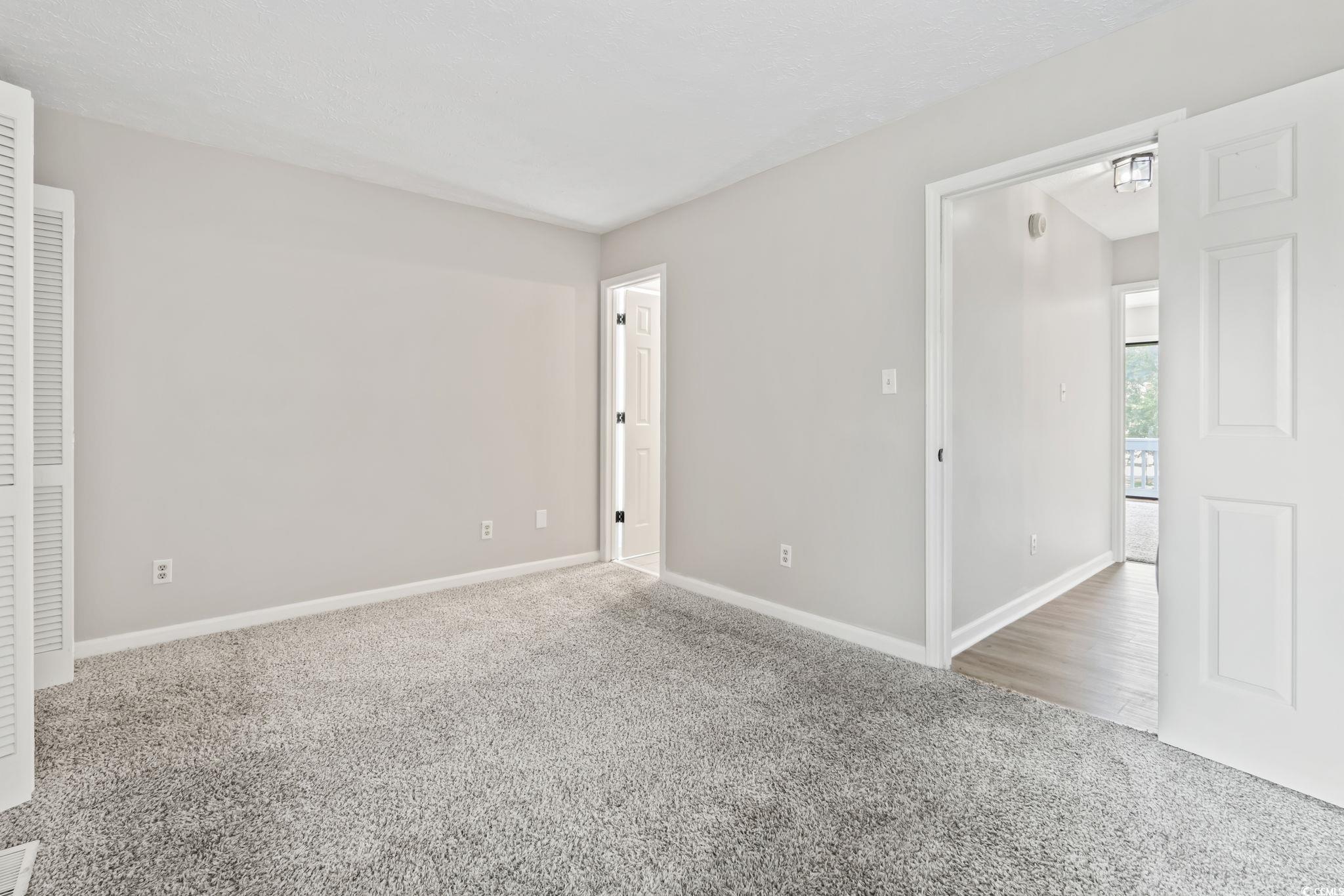 4049 Fairway Lakes Dr. Property Photo 27