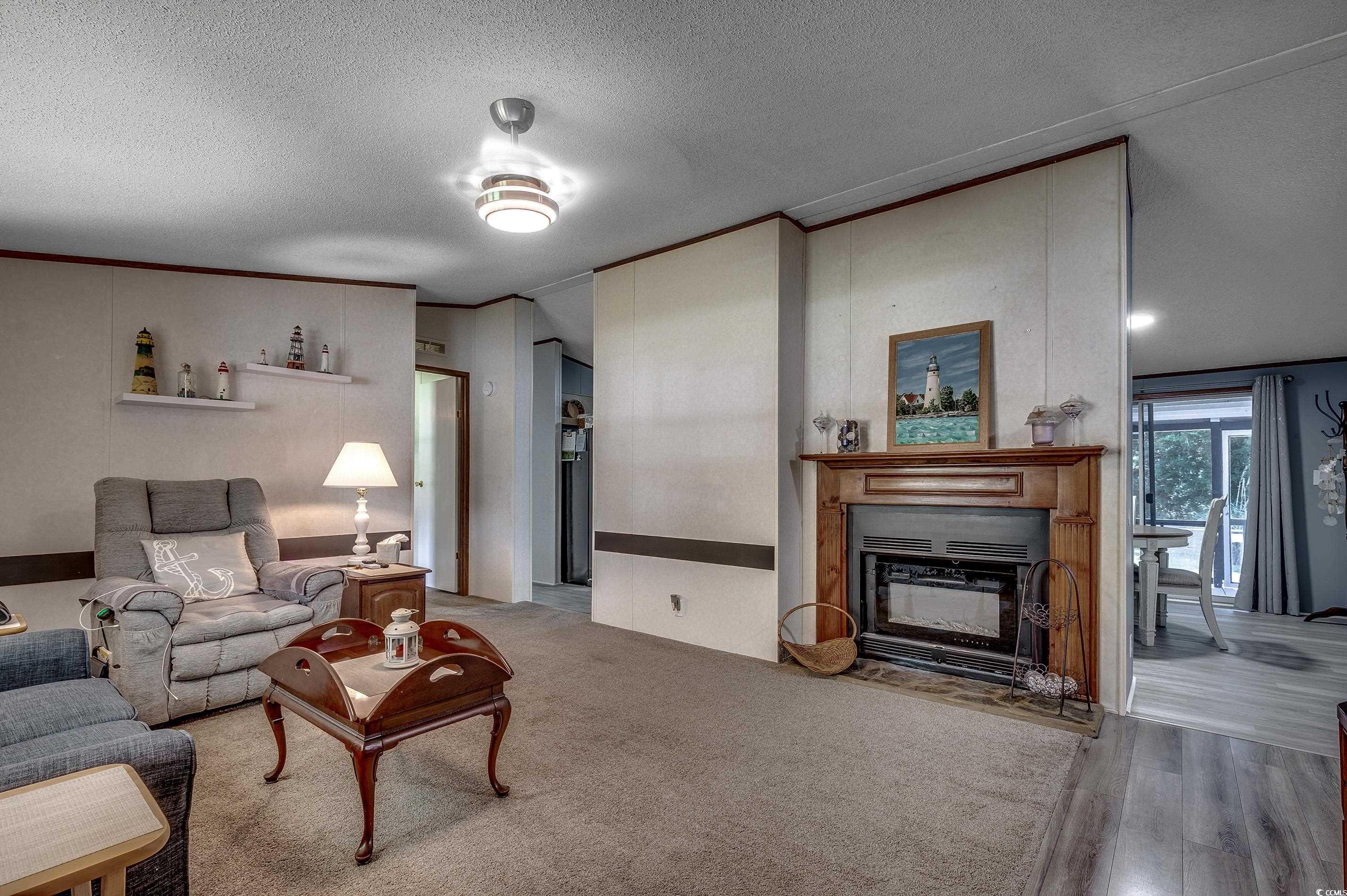 300 Rolling Ridge Dr. Property Photo 2