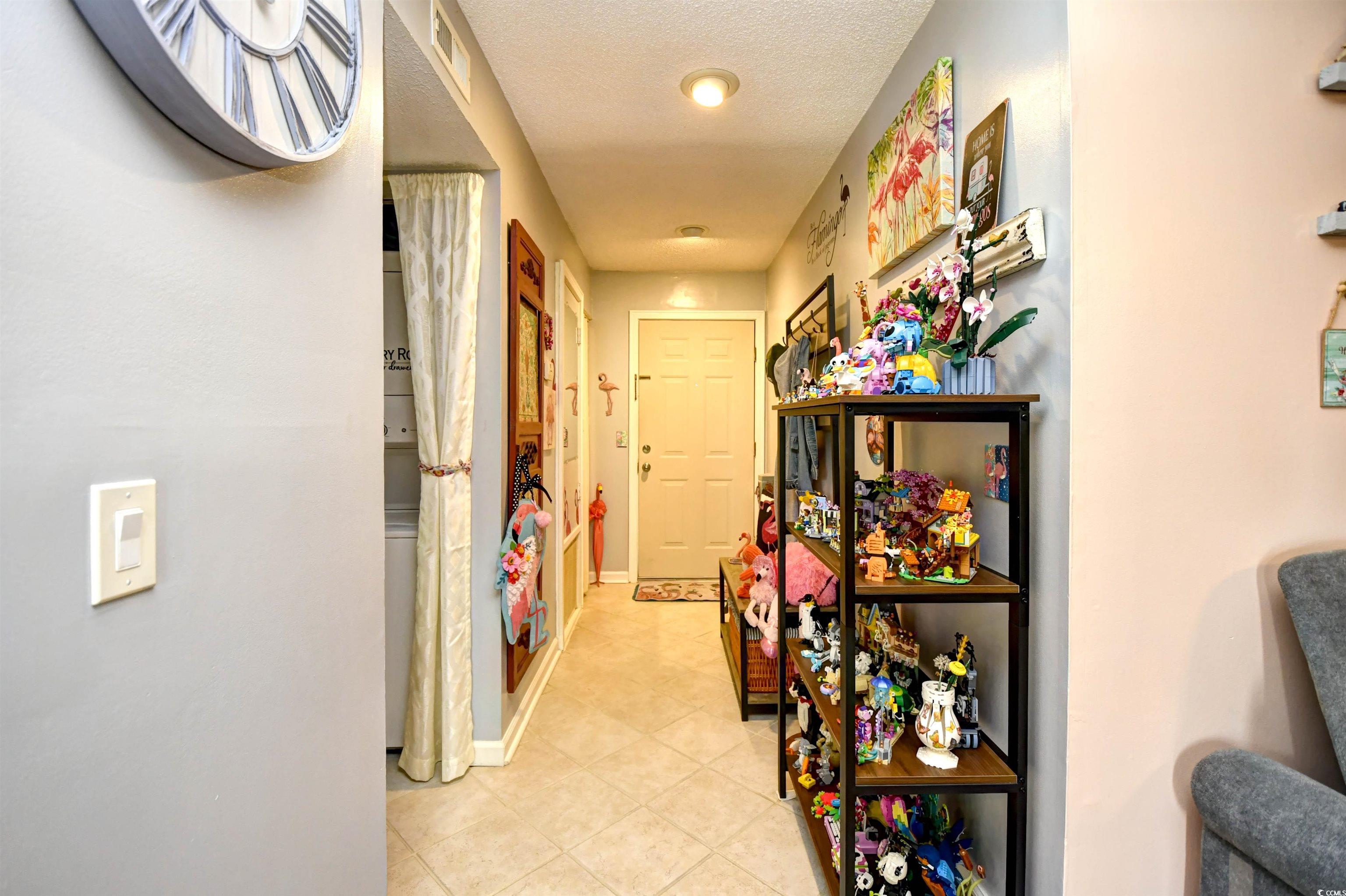 1025 Plantation Dr. Property Photo 6