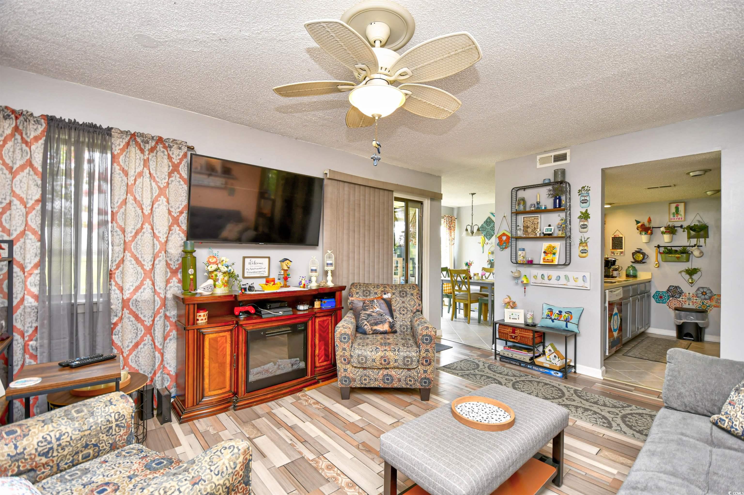 1025 Plantation Dr. Property Photo 7