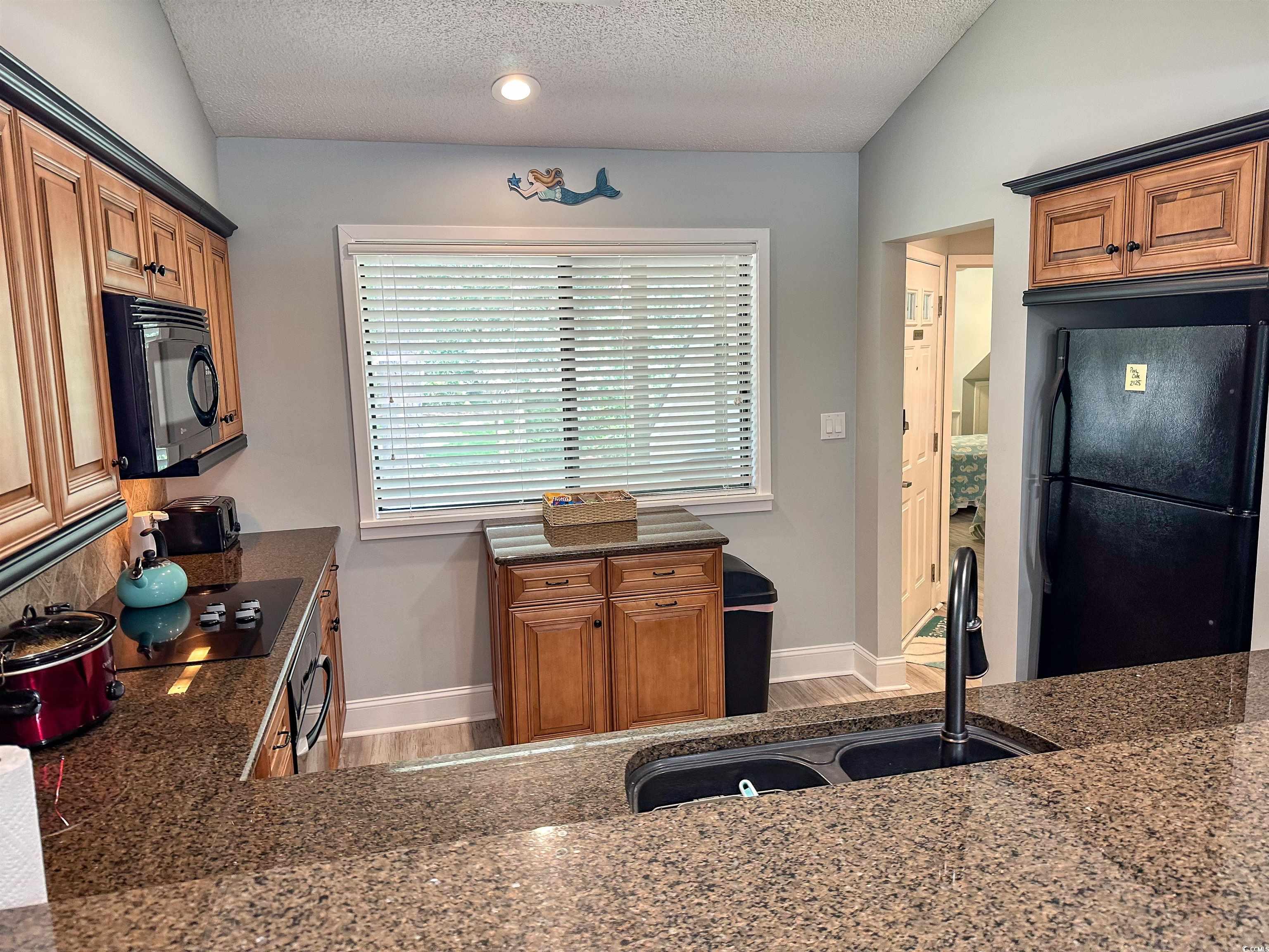 145 Hartland Dr. Property Photo 11