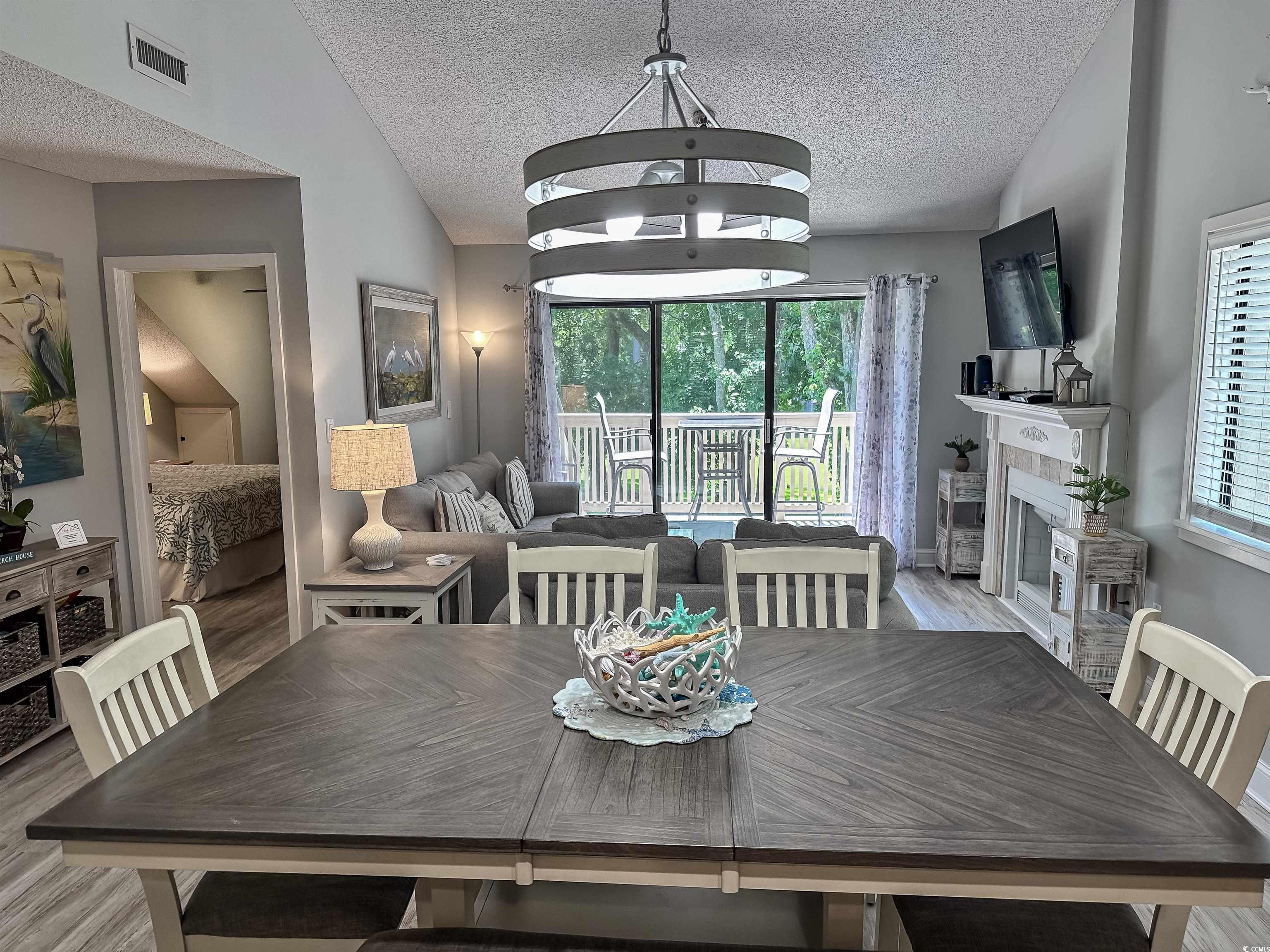 145 Hartland Dr. Property Photo 15