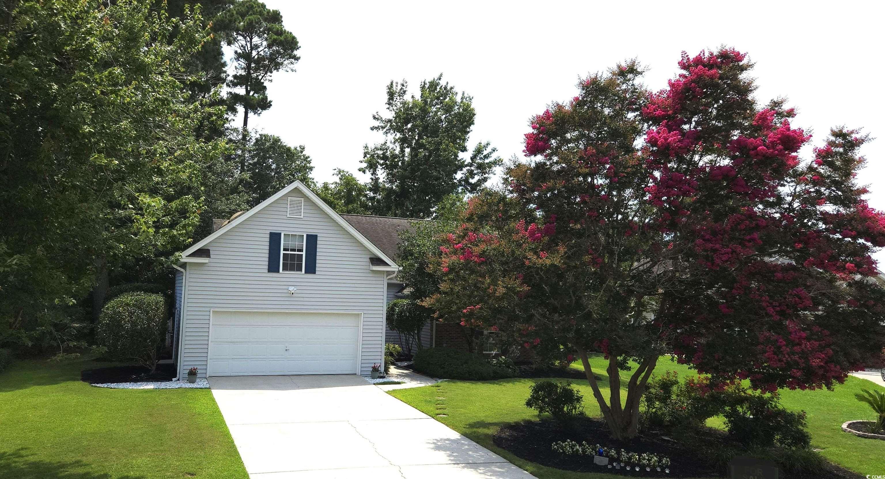 1409 Ashwood Circle Property Photo 4