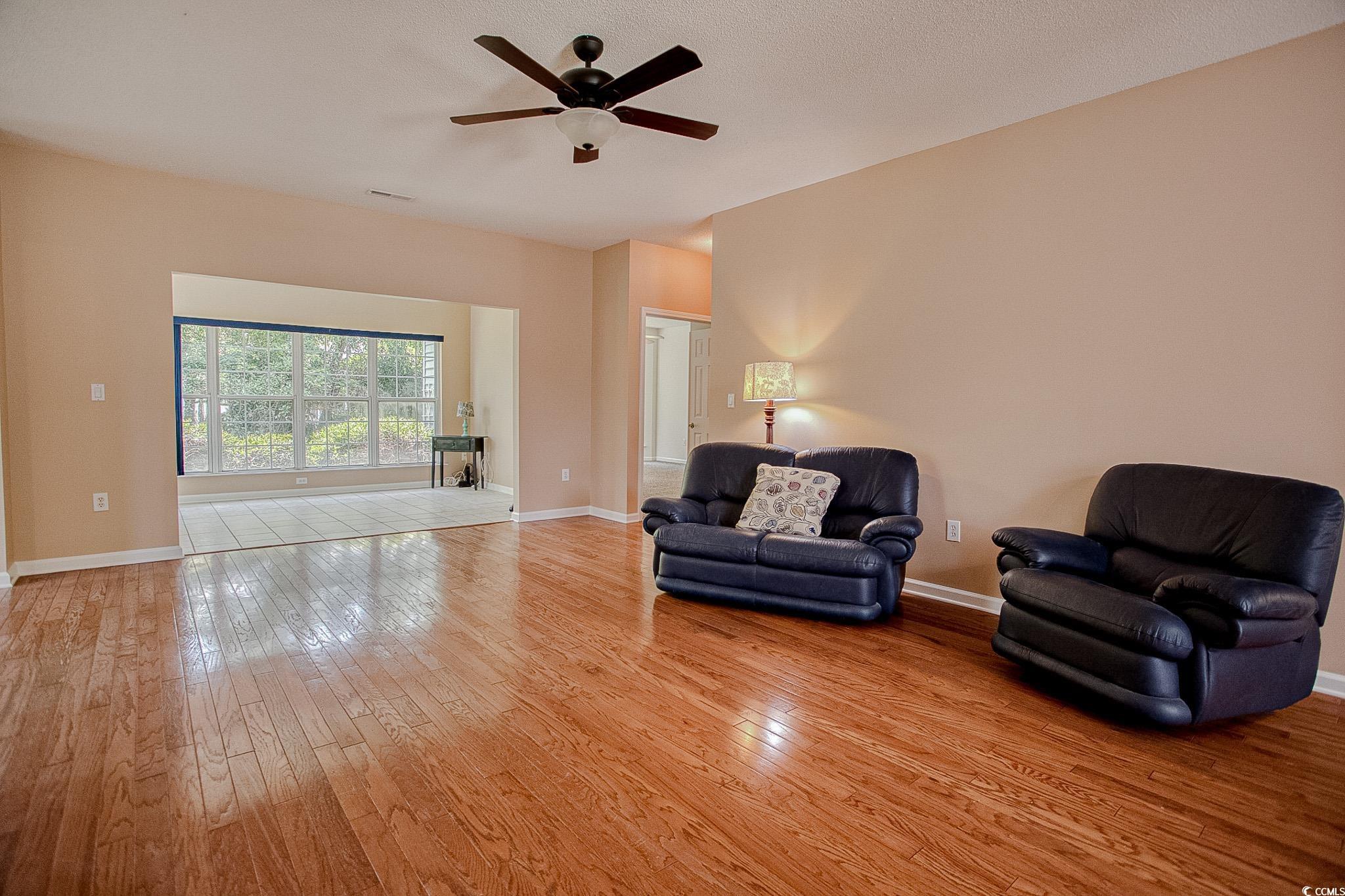 1409 Ashwood Circle Property Photo 6