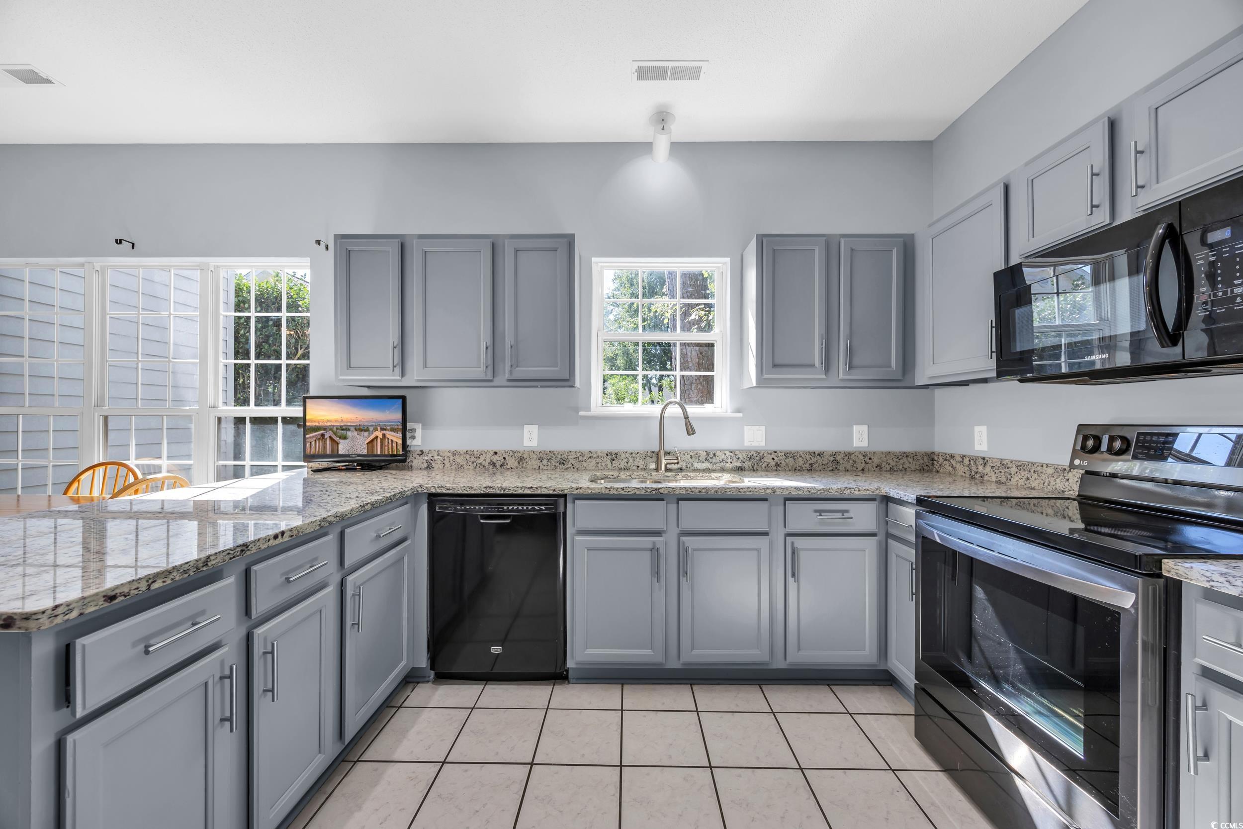 1409 Ashwood Circle Property Photo 9