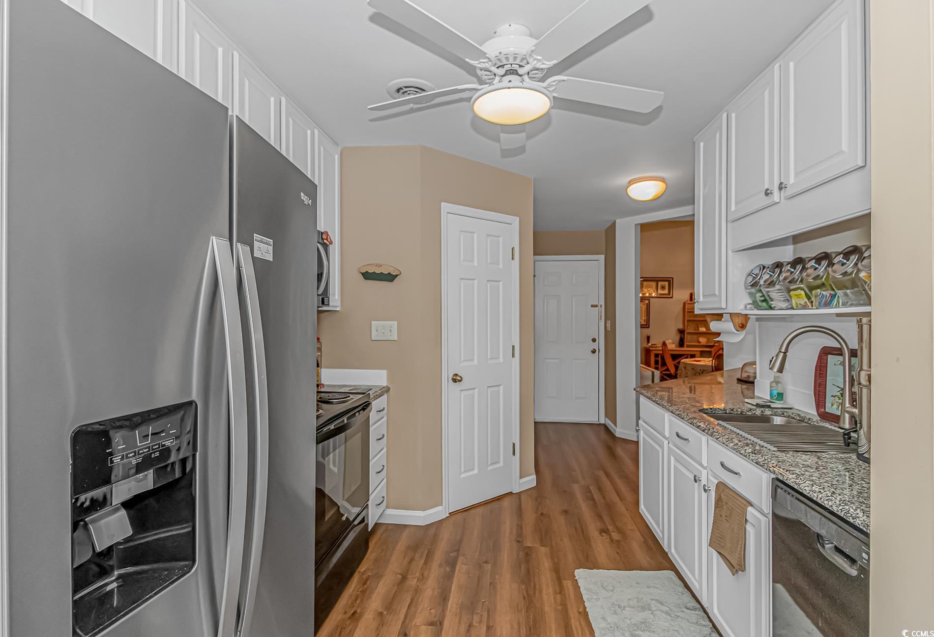 2454 Glen Dr. Property Photo 12