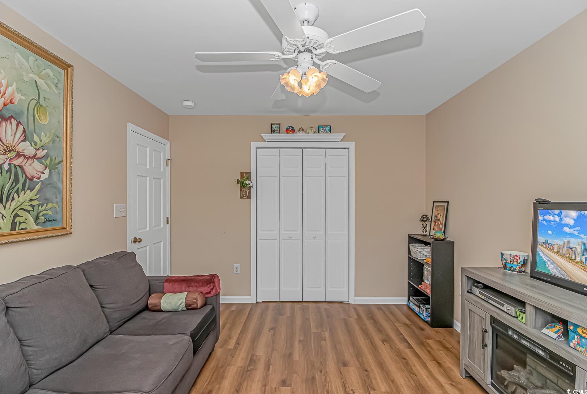 2454 Glen Dr. Property Photo 19