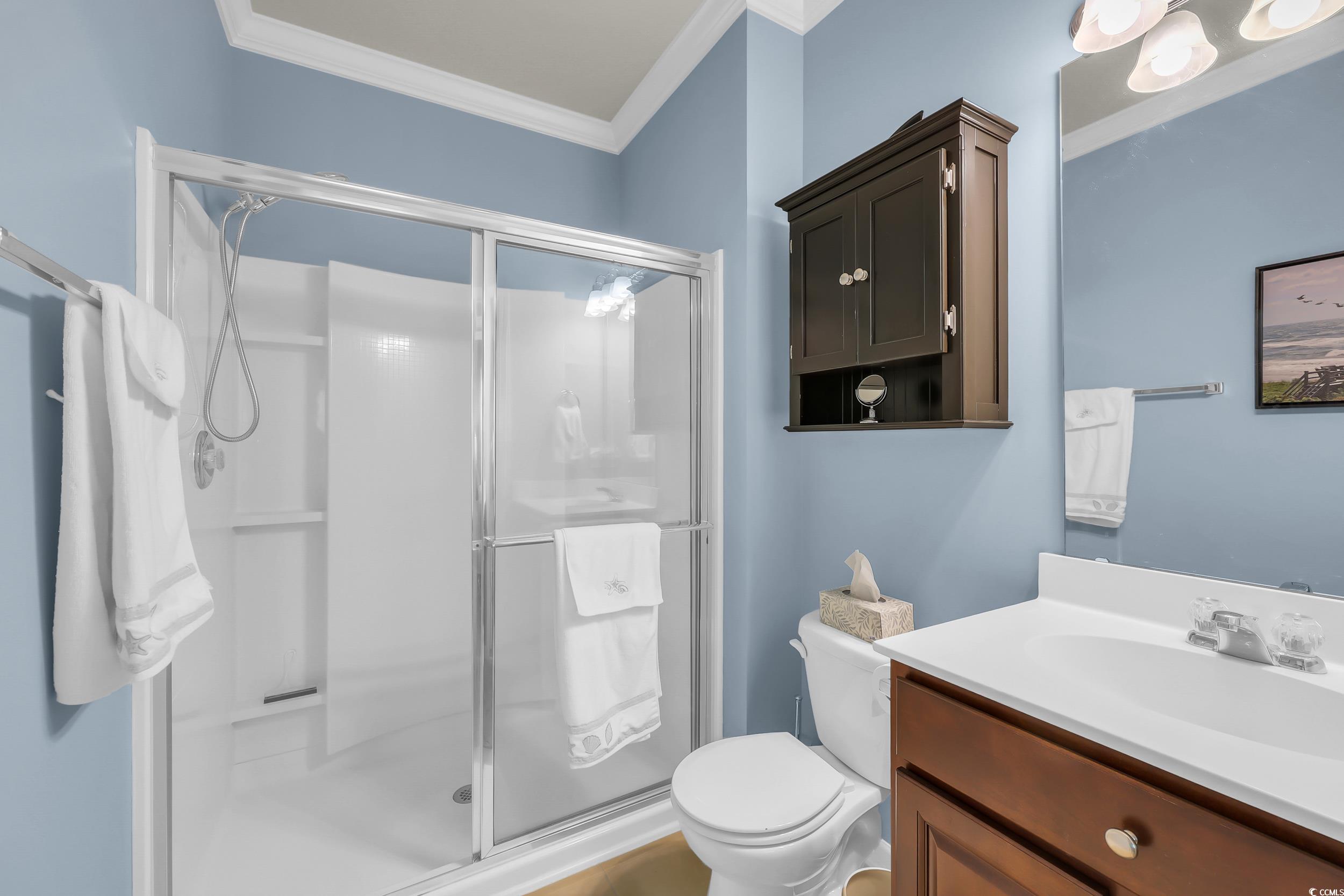 6253 Catalina Dr. Property Photo 17