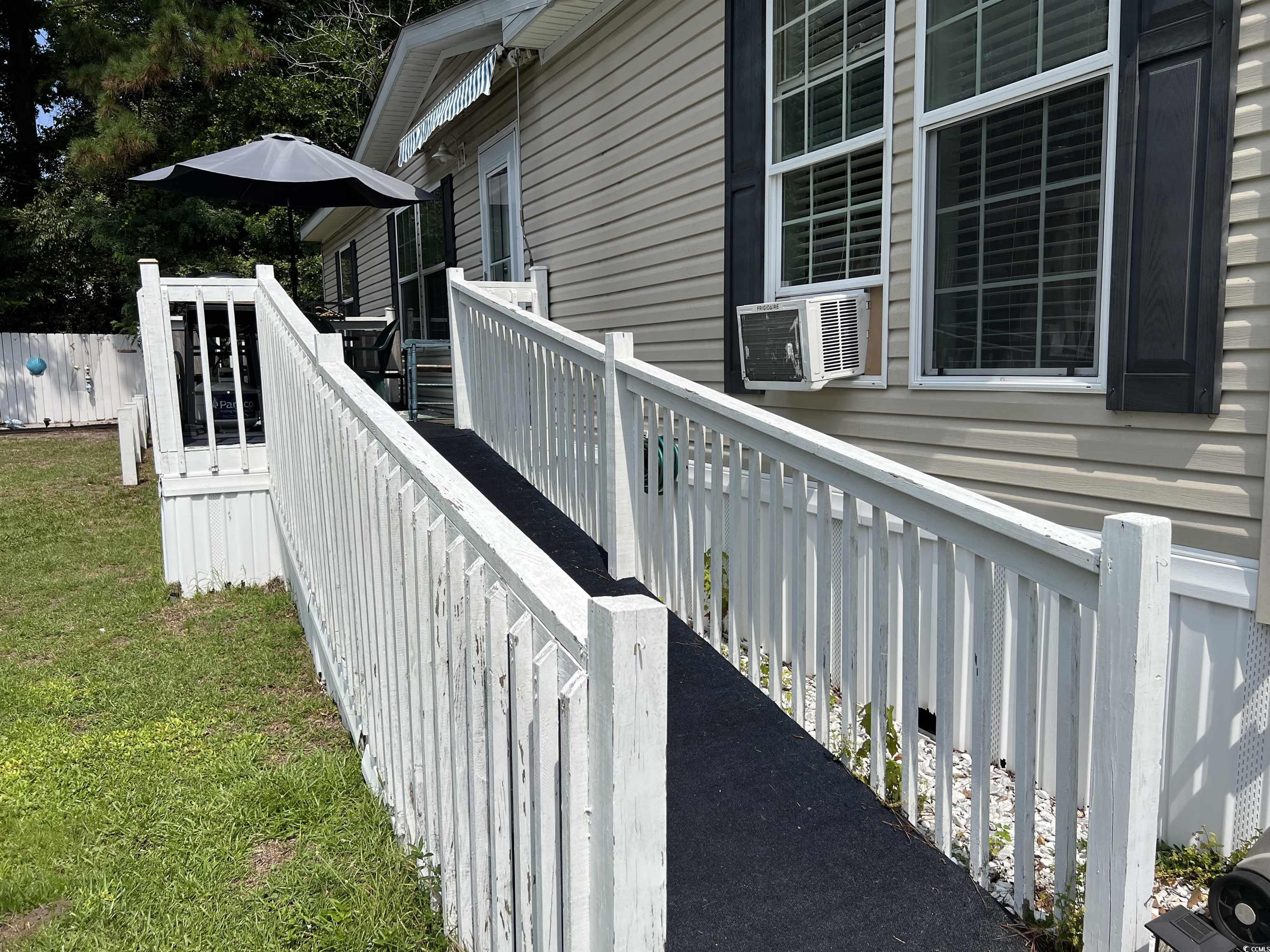 14 Shamrock Circle Property Photo 2