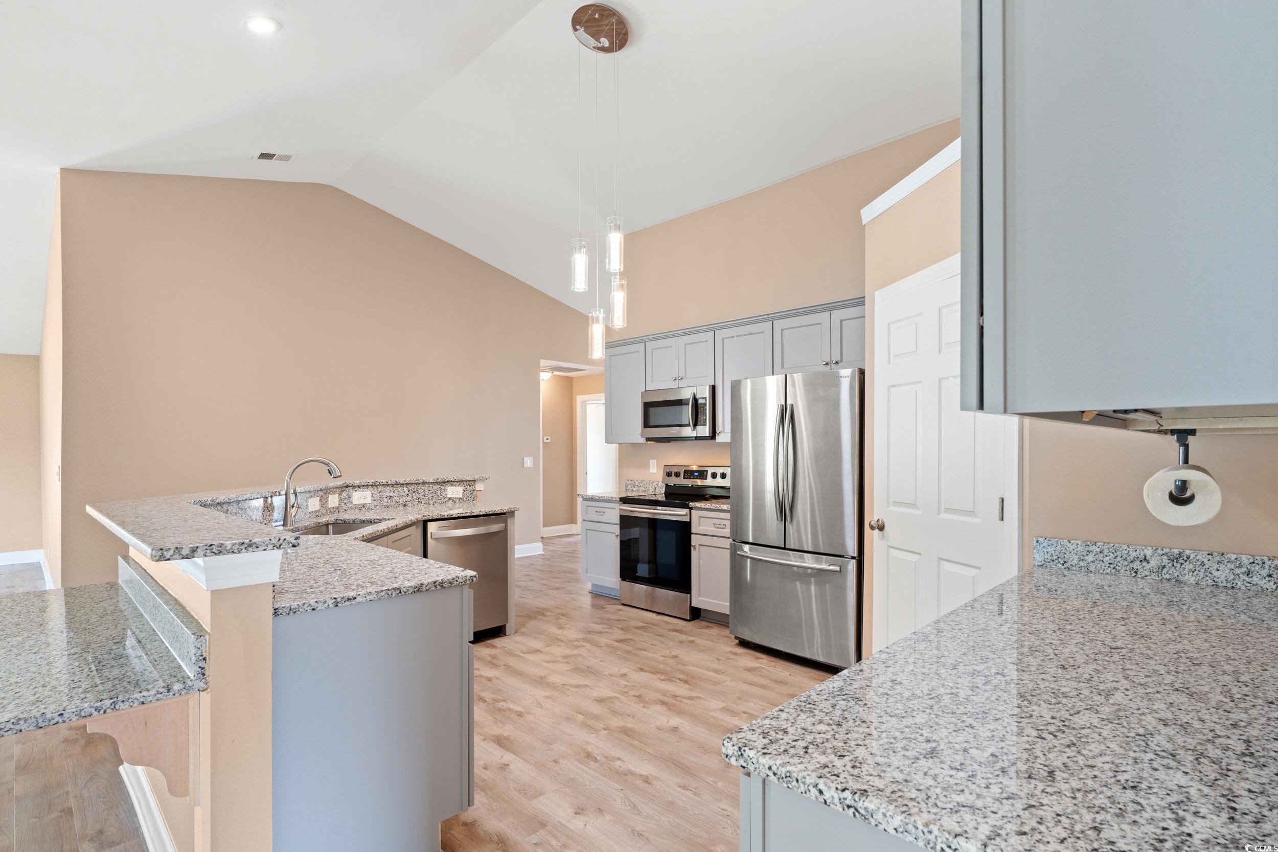 708 Alexis Dr. Property Photo 8