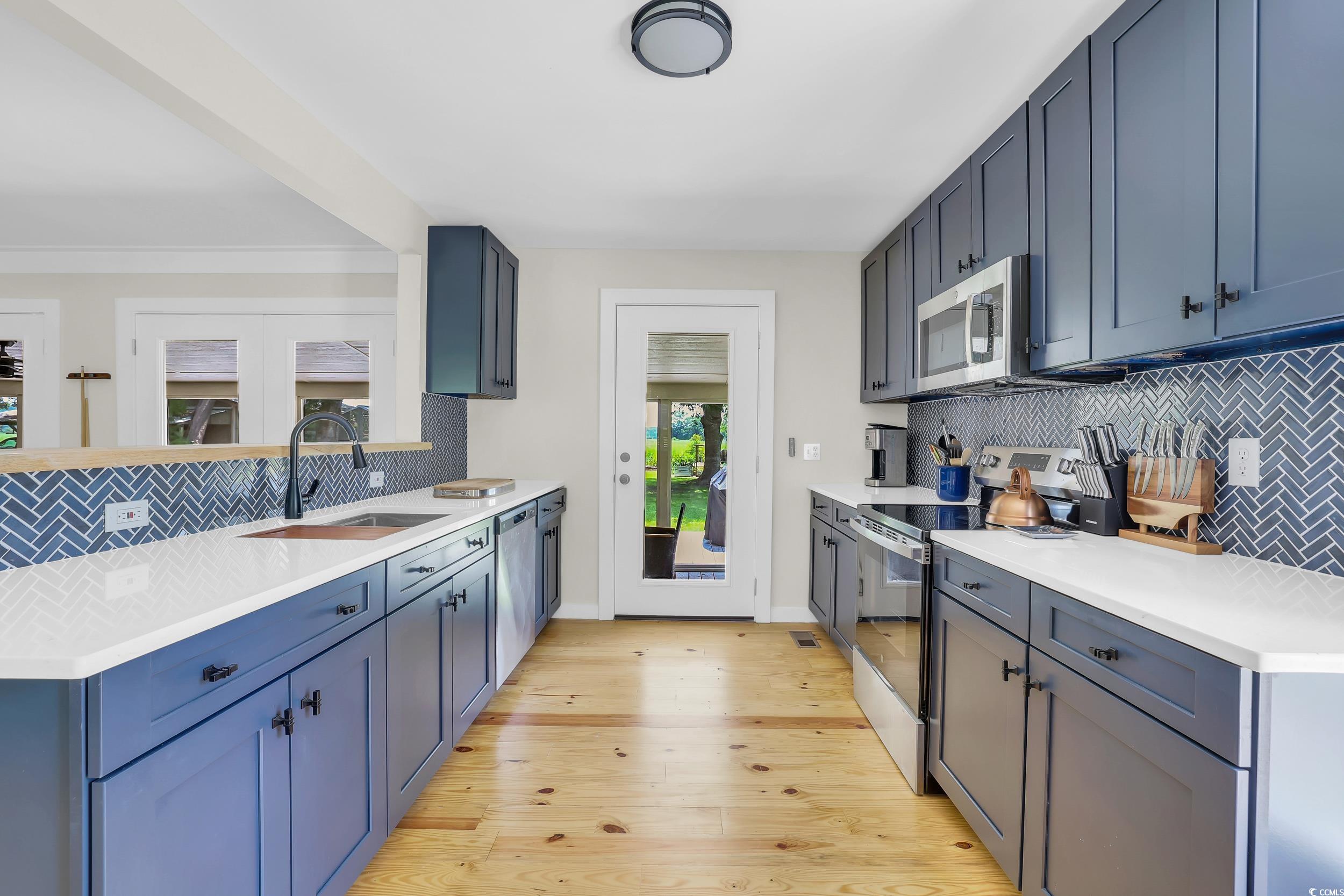 485 Waterford Dr. Property Photo 12