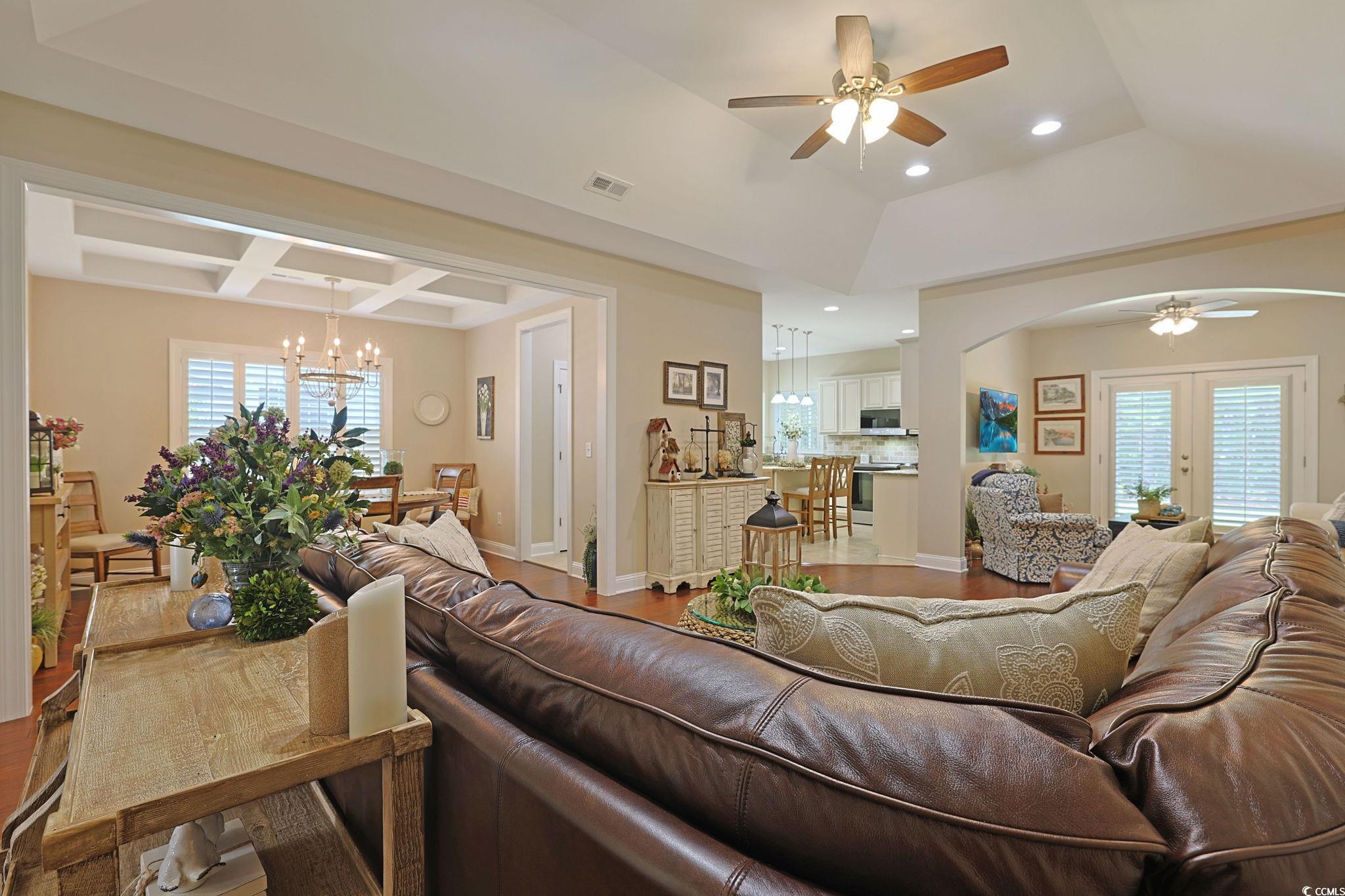 428 Arlington Circle Property Photo 4