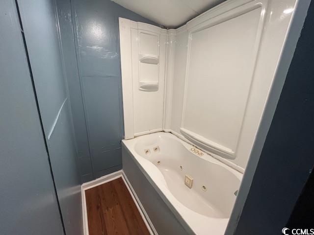 810 Kinlaw Ln. Property Photo 9