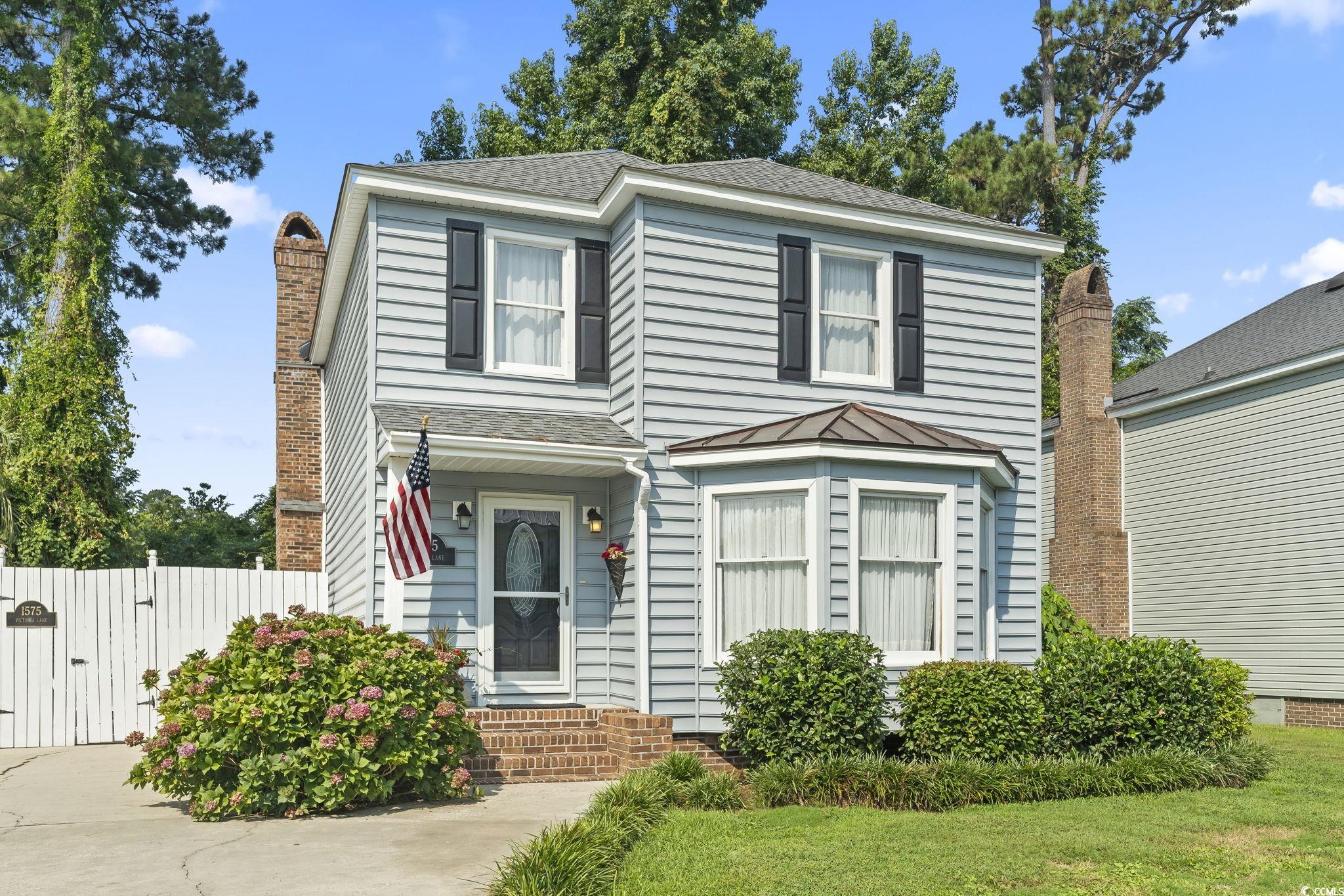1575 Victoria Ln. Property Photo 1