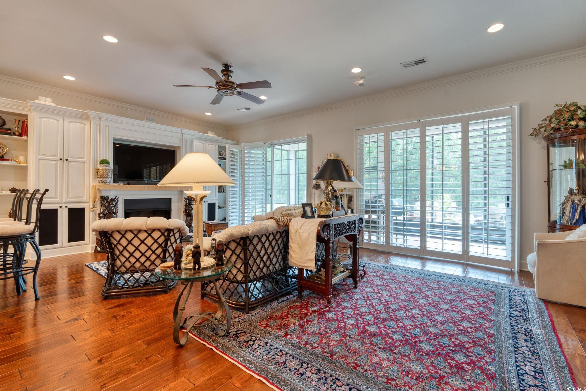 492 Grand Cypress Way Property Photo 8