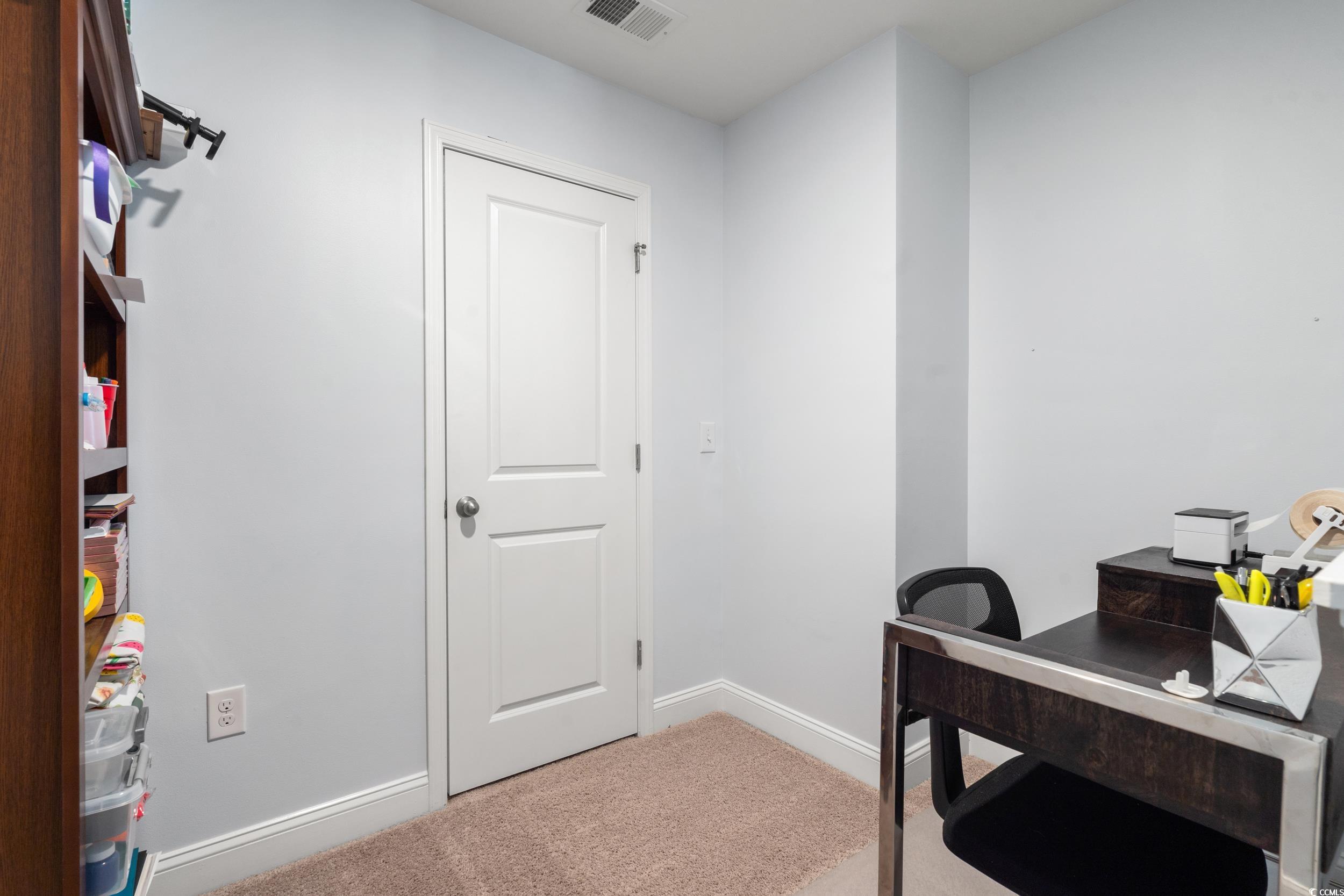 405 Spring View Ct. Property Photo 36