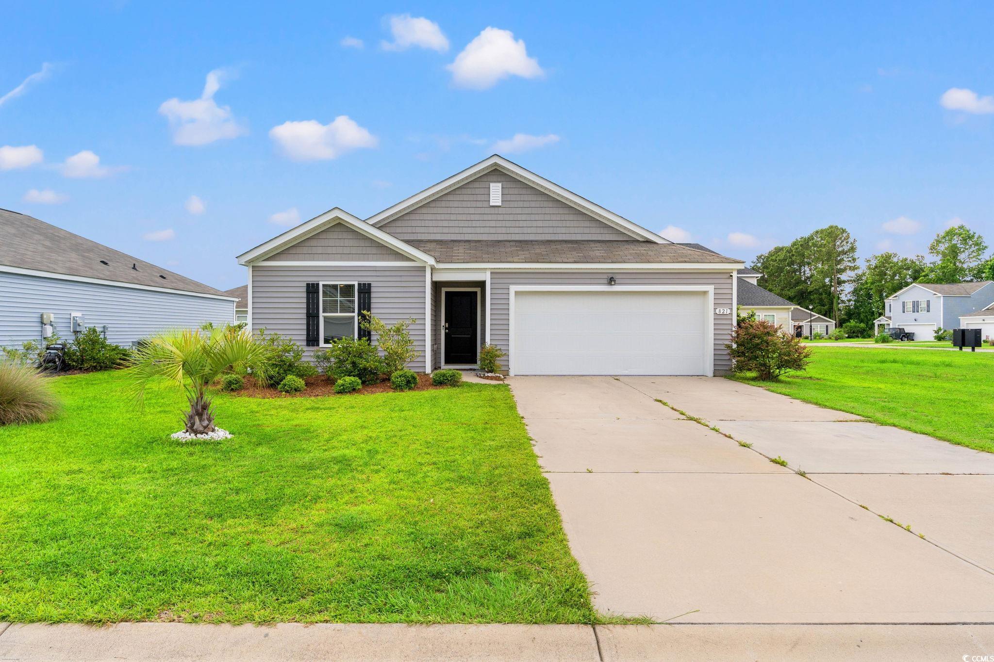 821 Twickenham Loop Property Photo 1