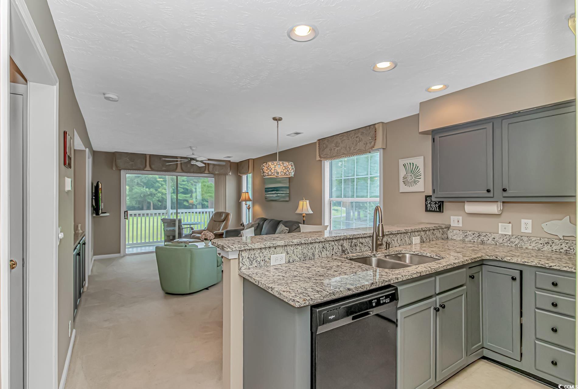 650 Tupelo Ln. Property Photo 5