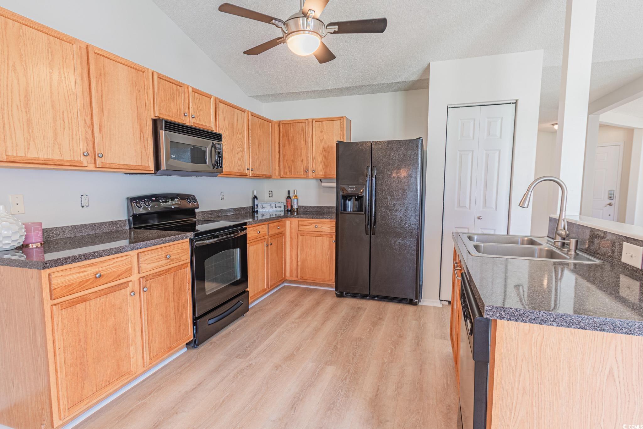 805 Cherry Bark Ct. Property Photo 14